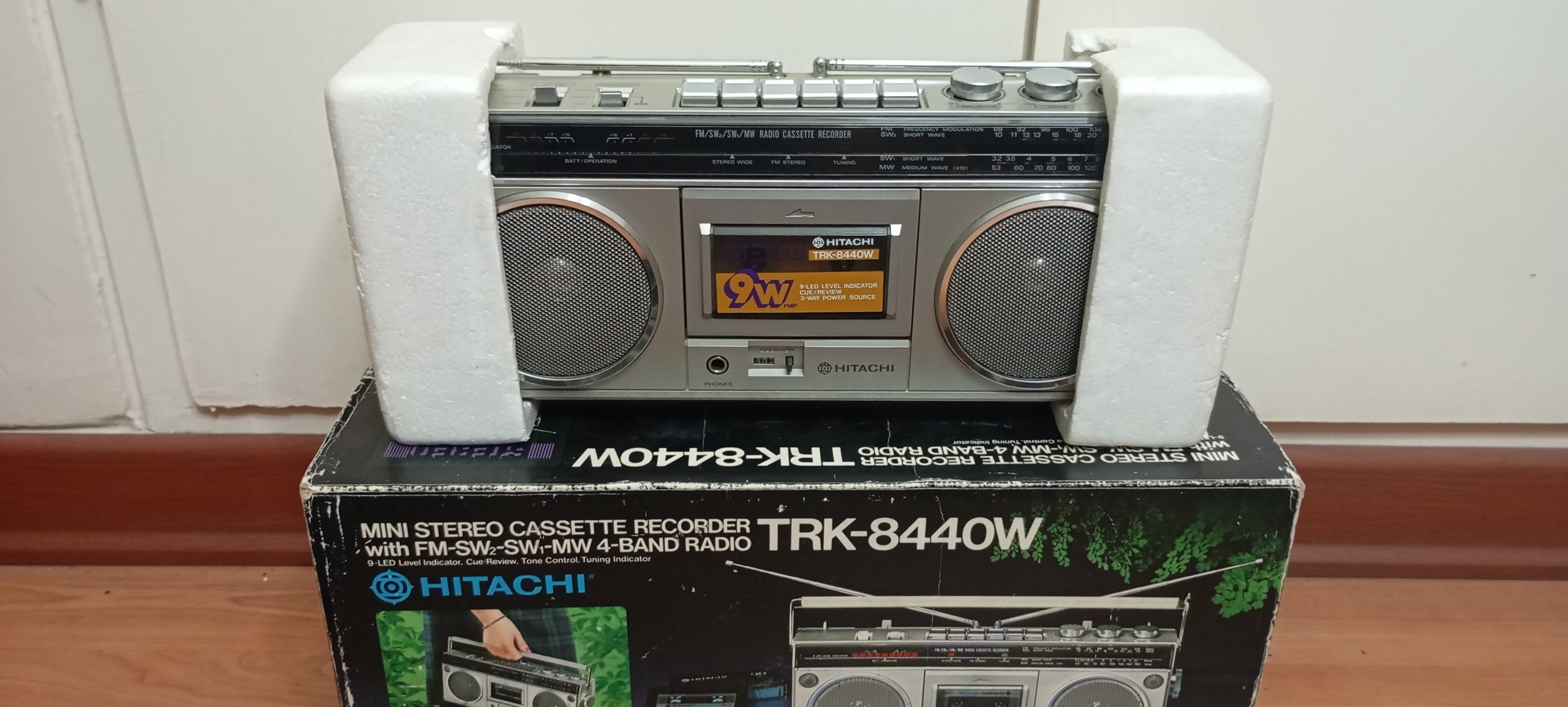 رادیو ظبط هیتاچی