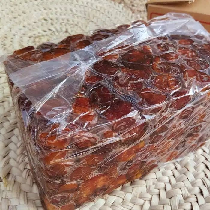 خرمای شیره دار فشرده جعبه دو کیلویی