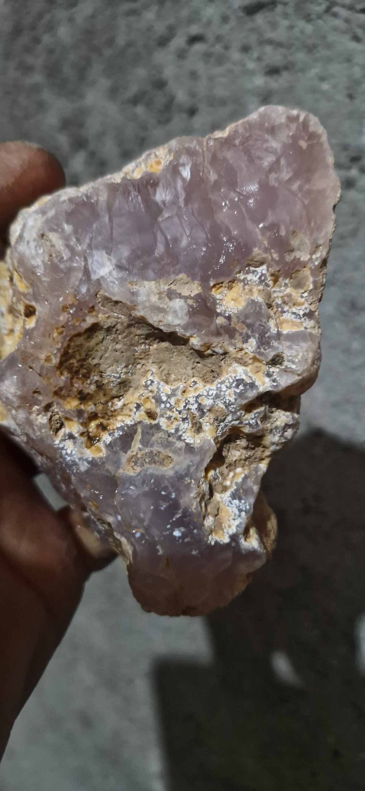 عقیق صورتی ناب