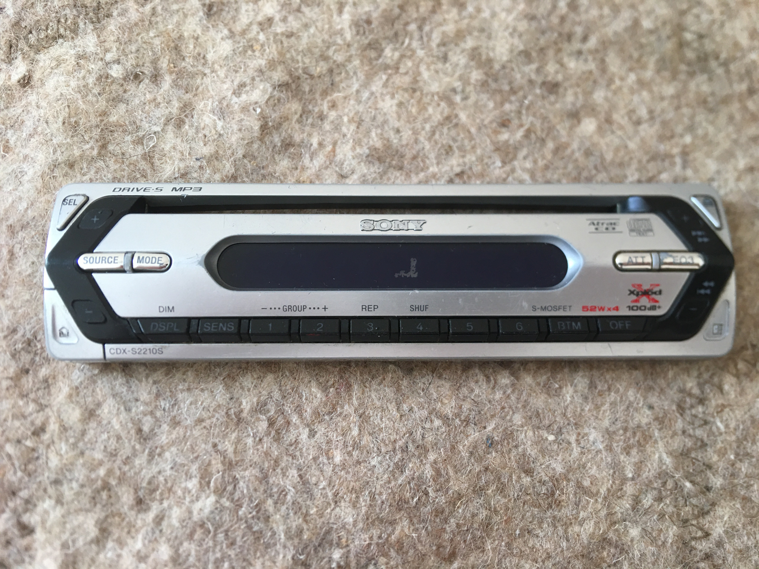 پنل ضبط ماشین سونی مدل CDX-S2210S سالم