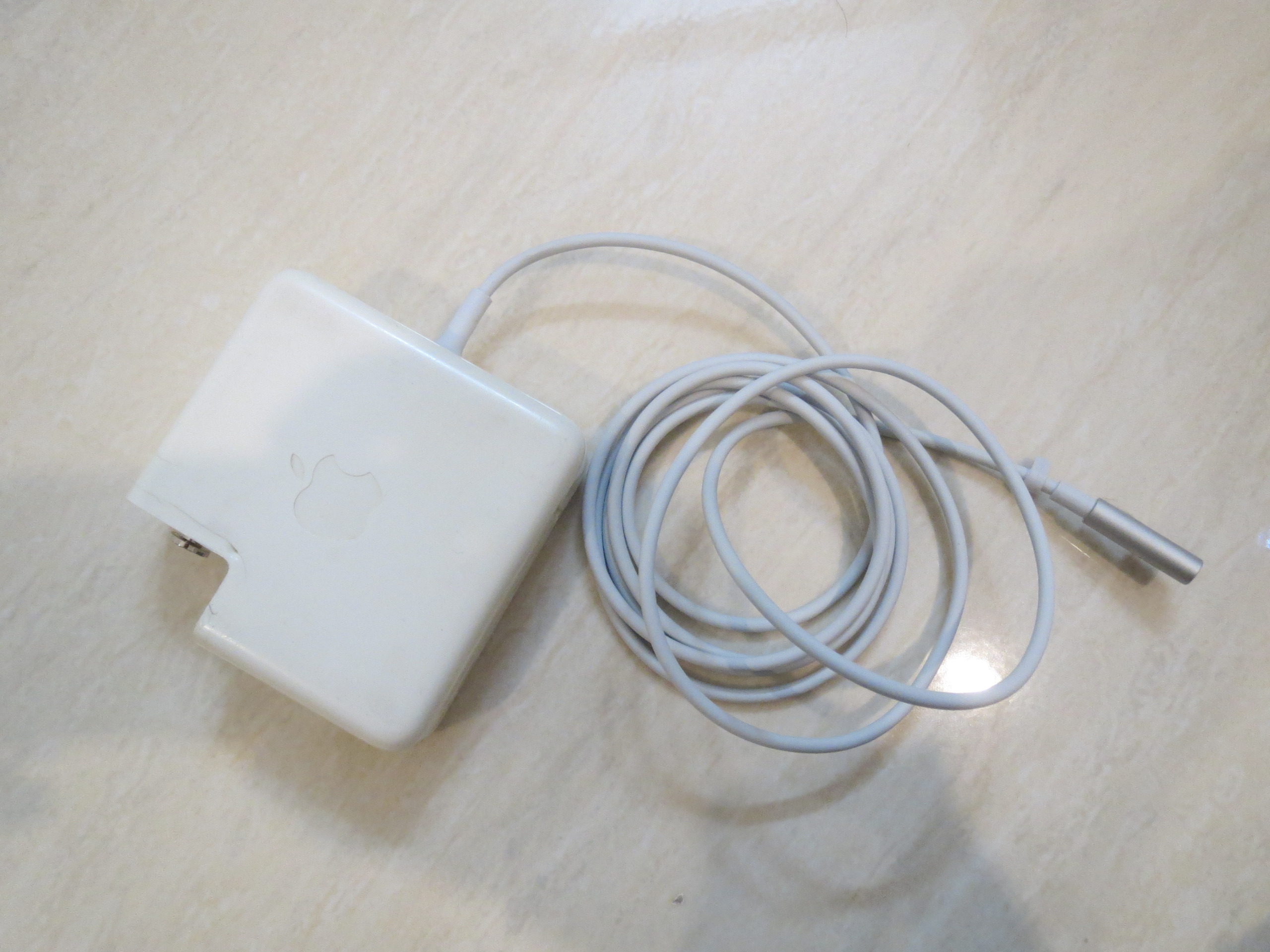 اپل شارژر لپ تاپ MagSafe 1 اصلی