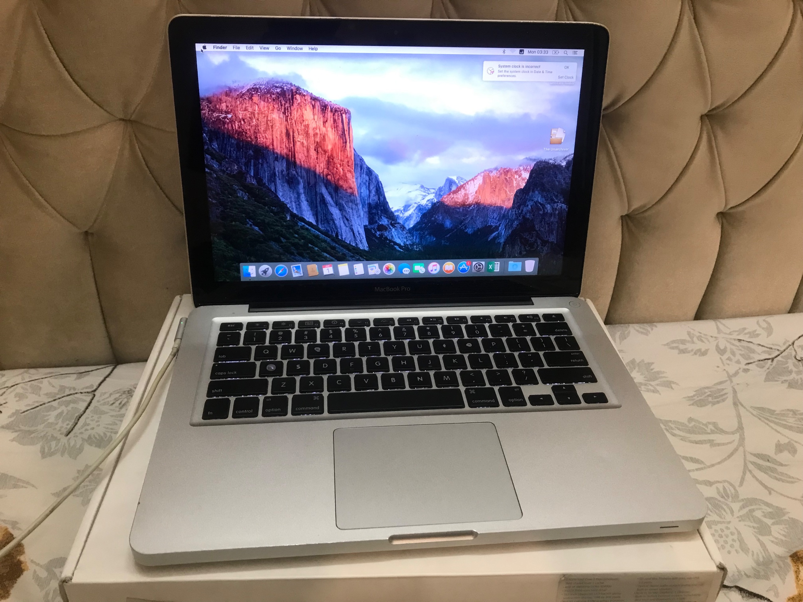 اپل MacBook Pro 2009