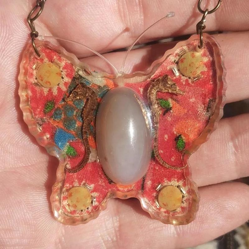 آویز پروانه دستساز