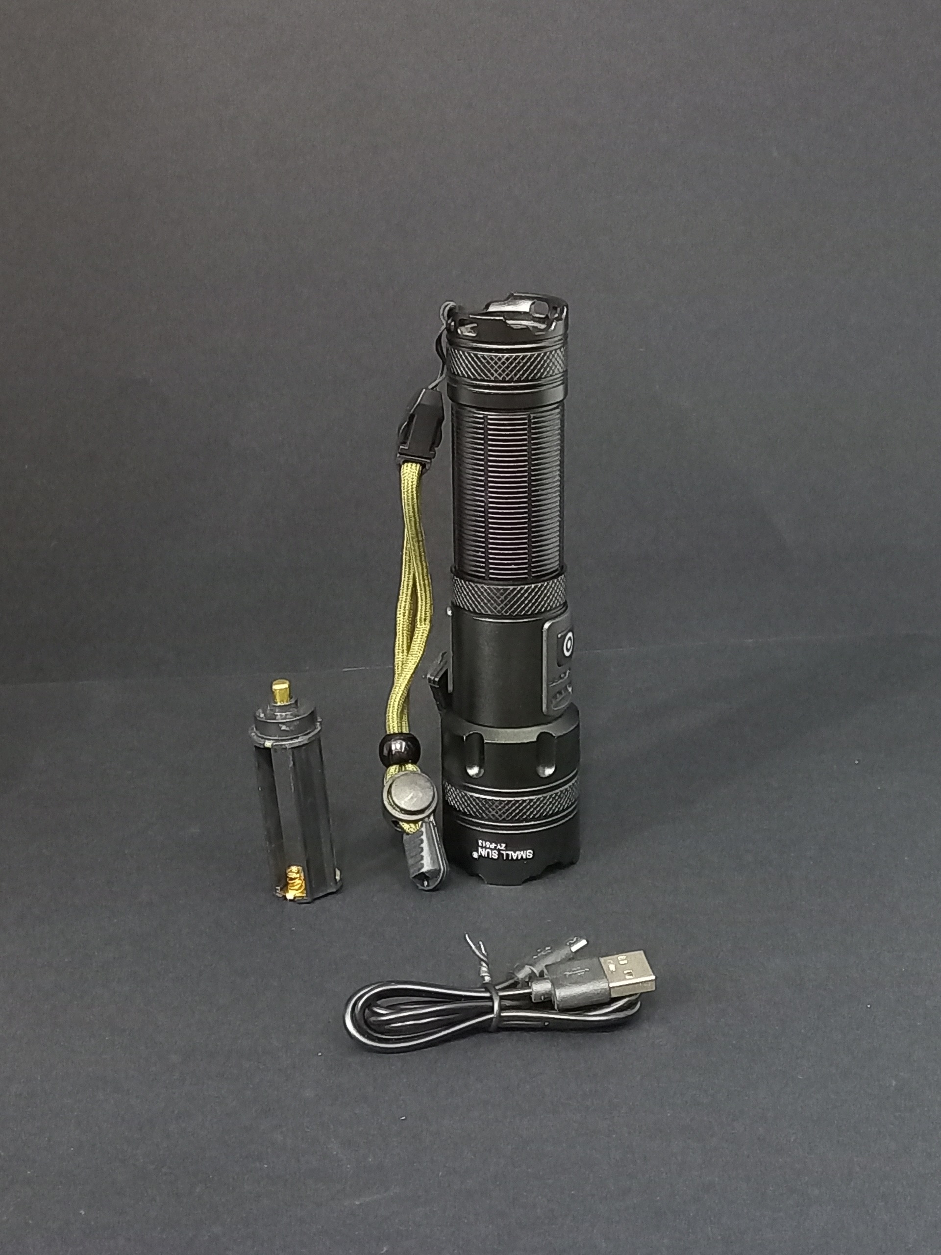 چراغ قوه اسمال سان