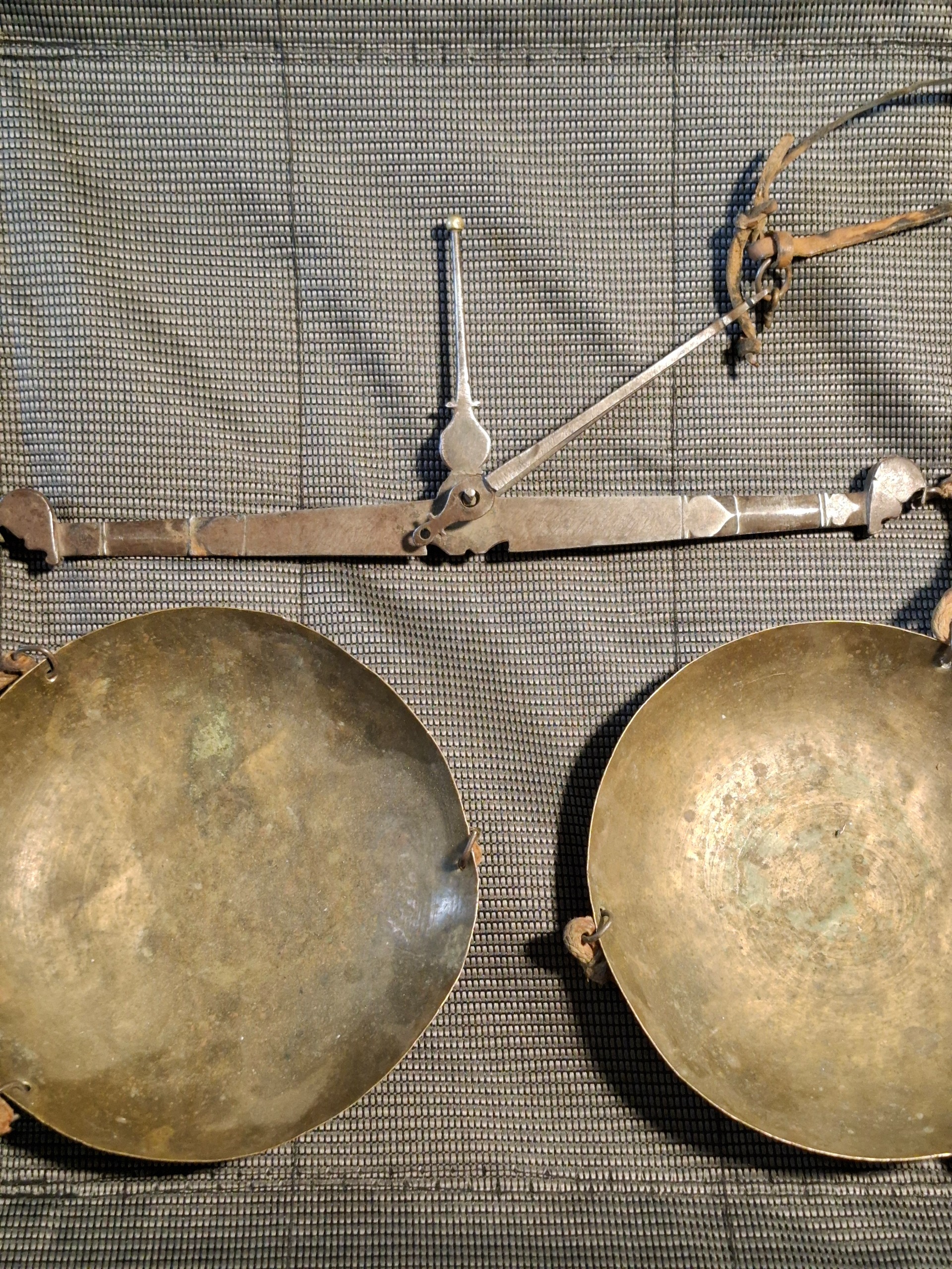 ترازو فولادی کاردار