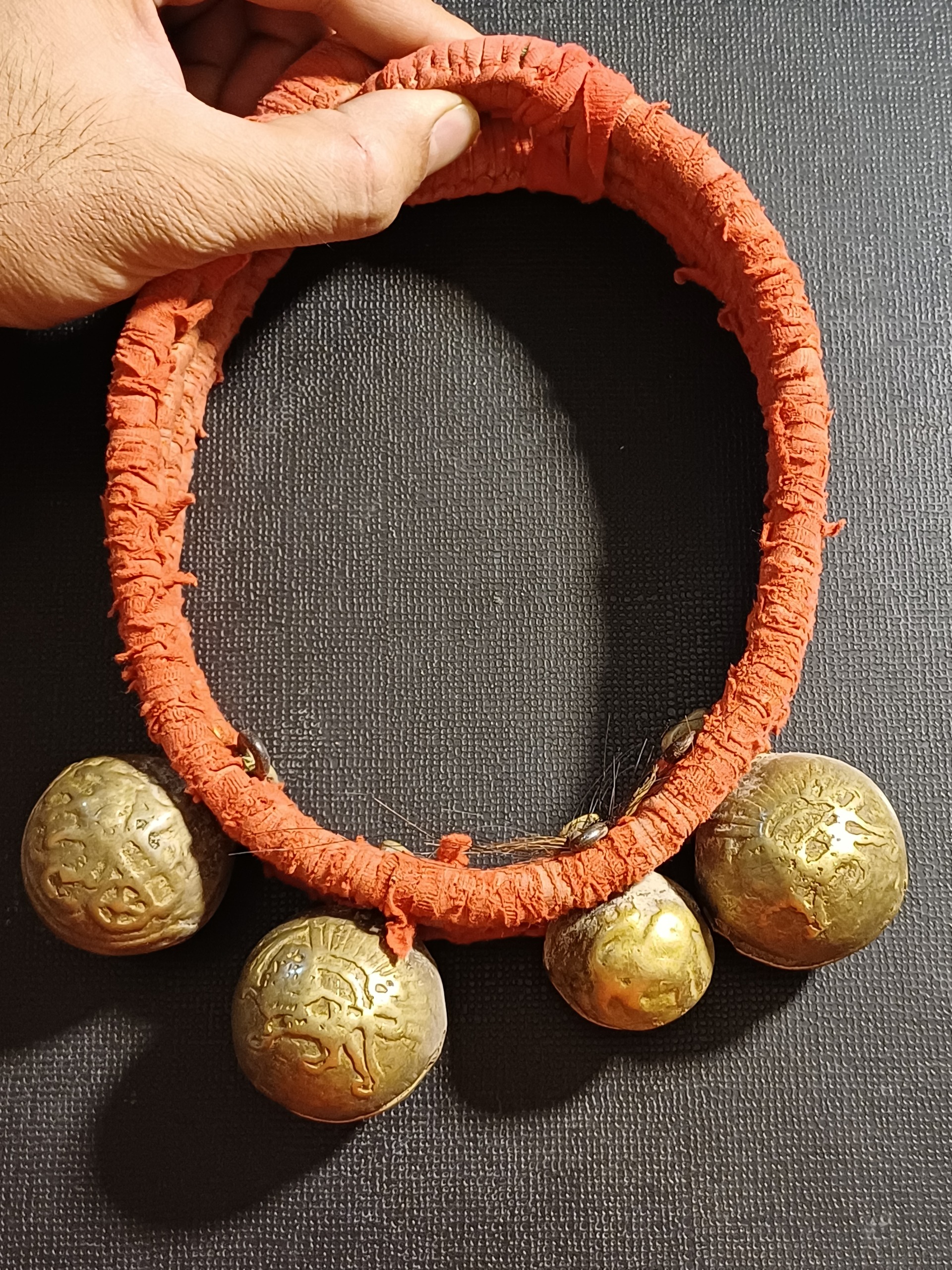 قلاده و زنگوله شیر خورشید پهلوی/سالم و خوش صدا