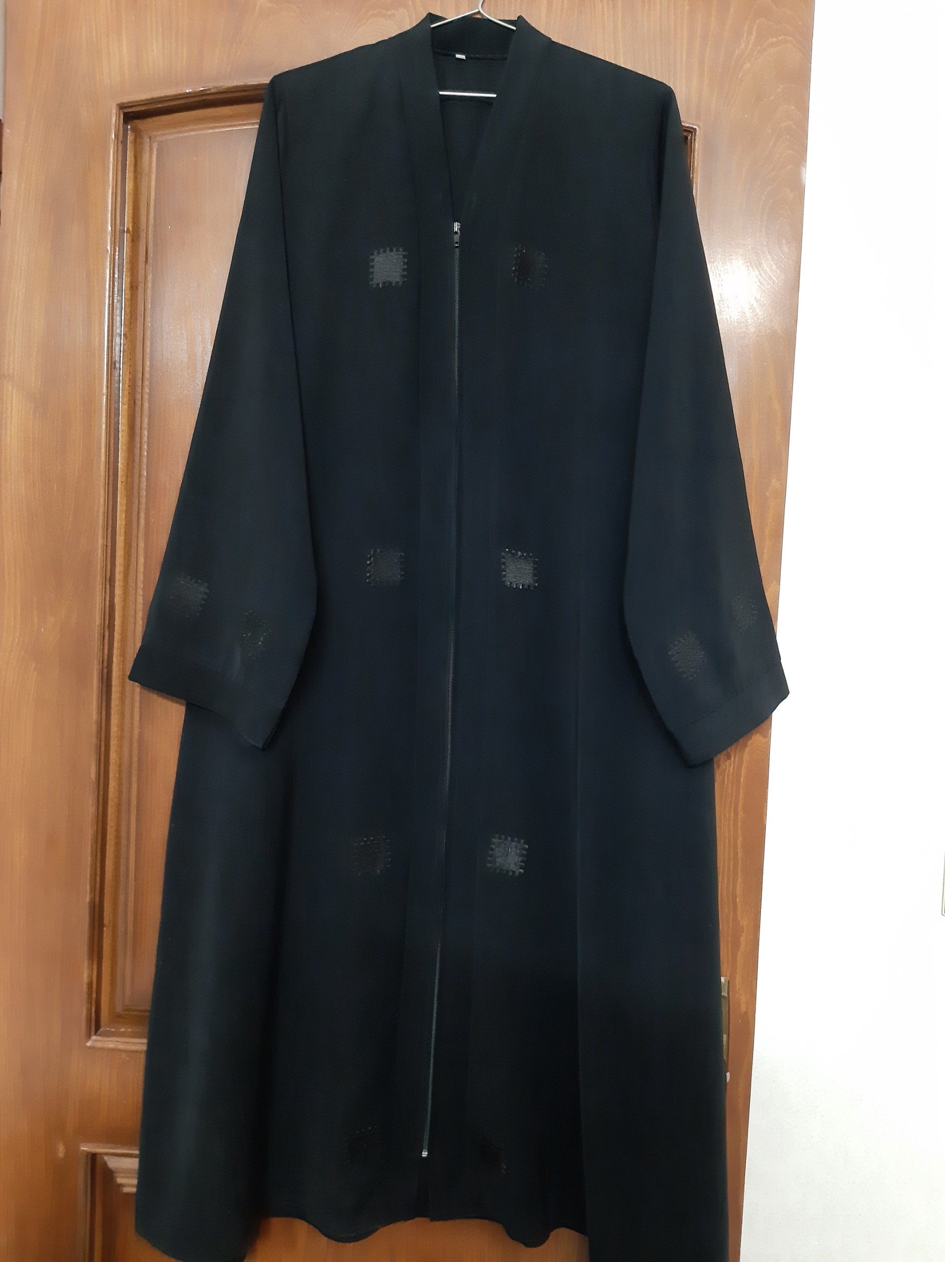 مانتو مشکی کرب