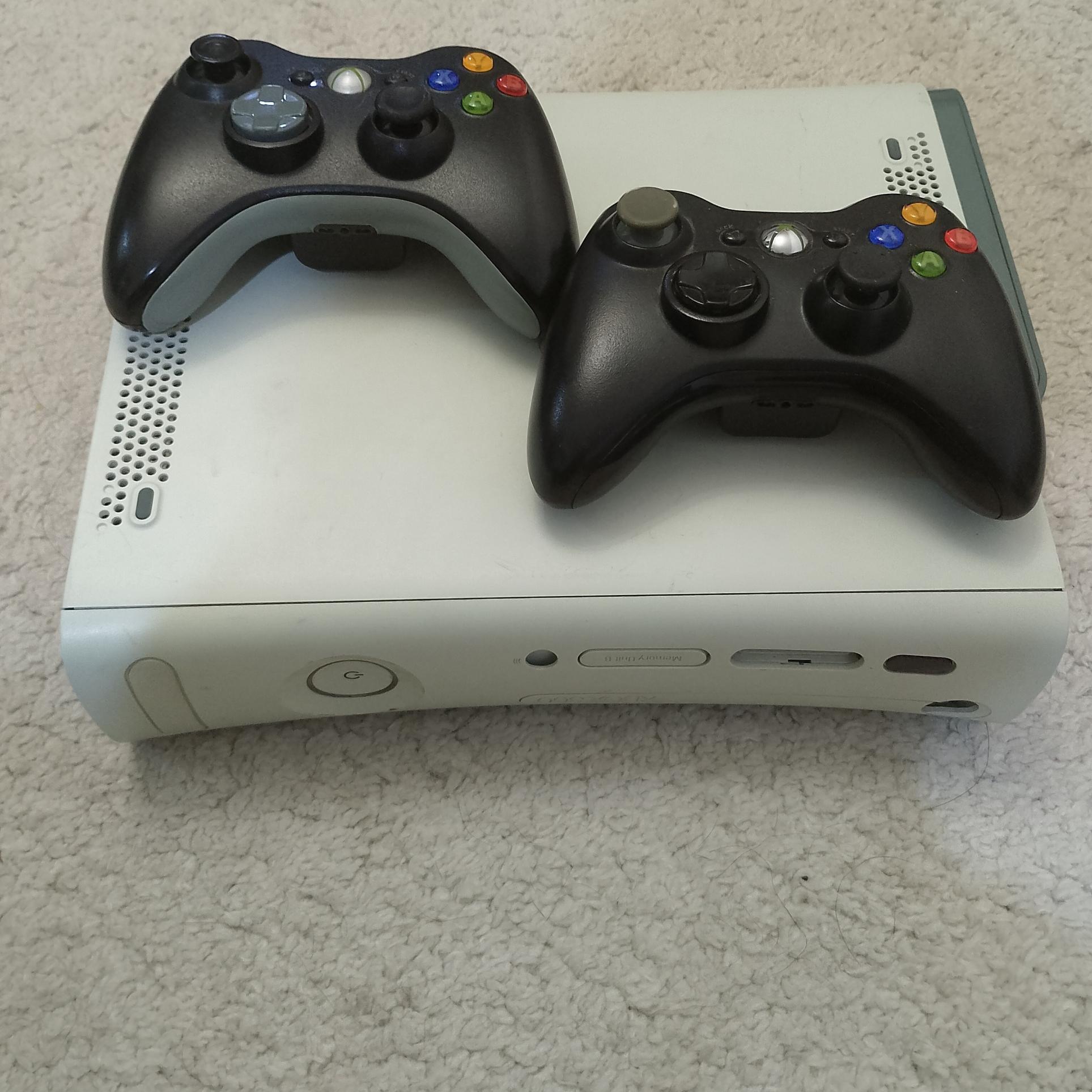 ایکس باکس 360 دو دسته