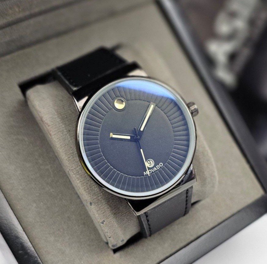 ساعت مچی مردانه مووادو کلاسیک Movado (بند چرمی)