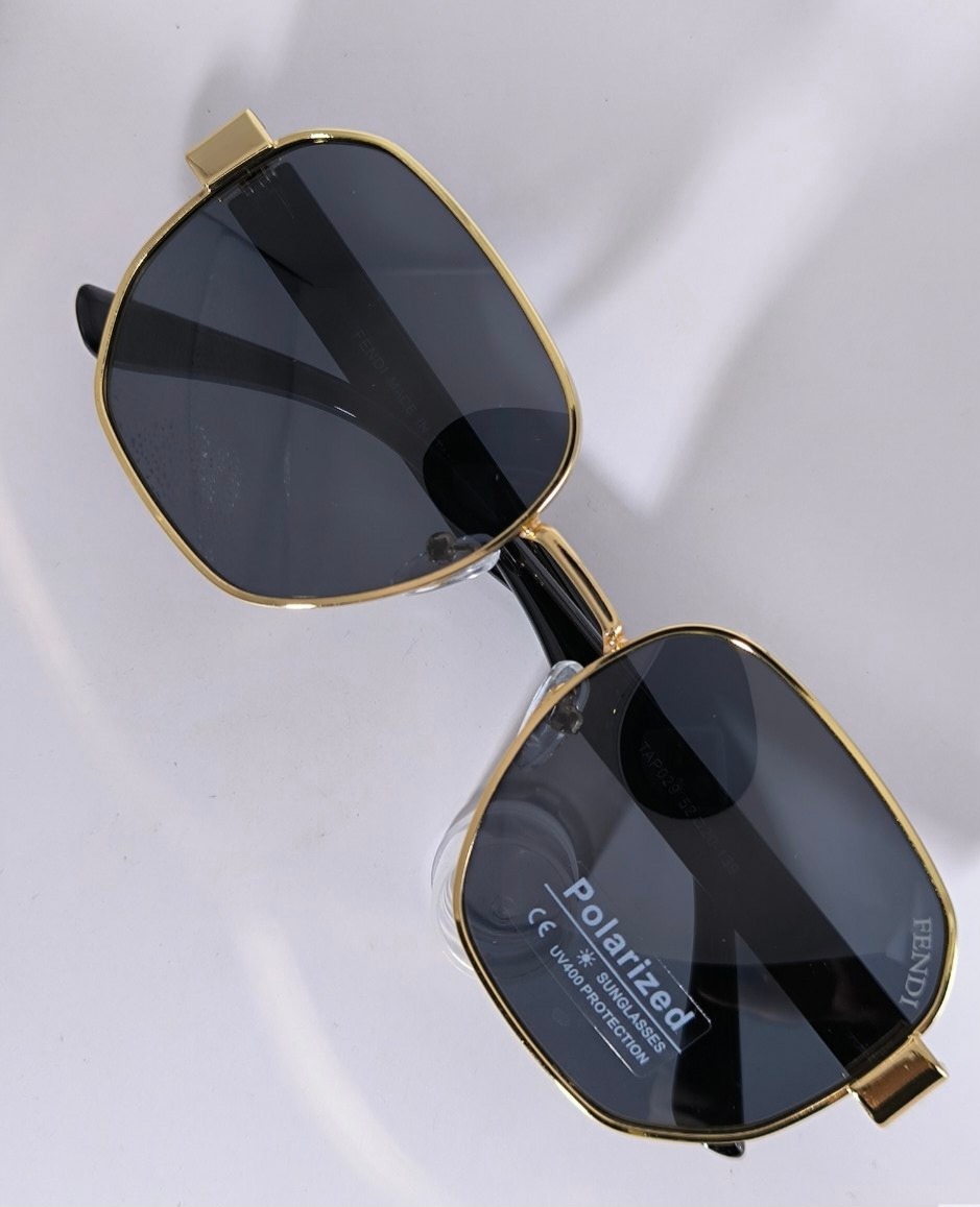 عینک آفتابی زنانه فندی fendi