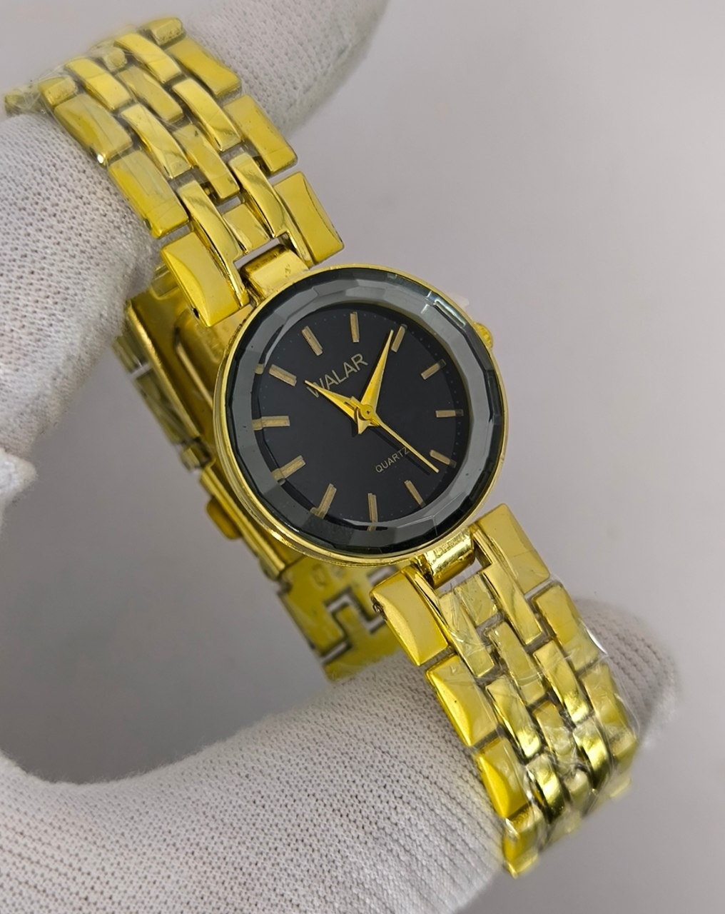 ساعت مچی زنانه برند والار WALAR بند آجری