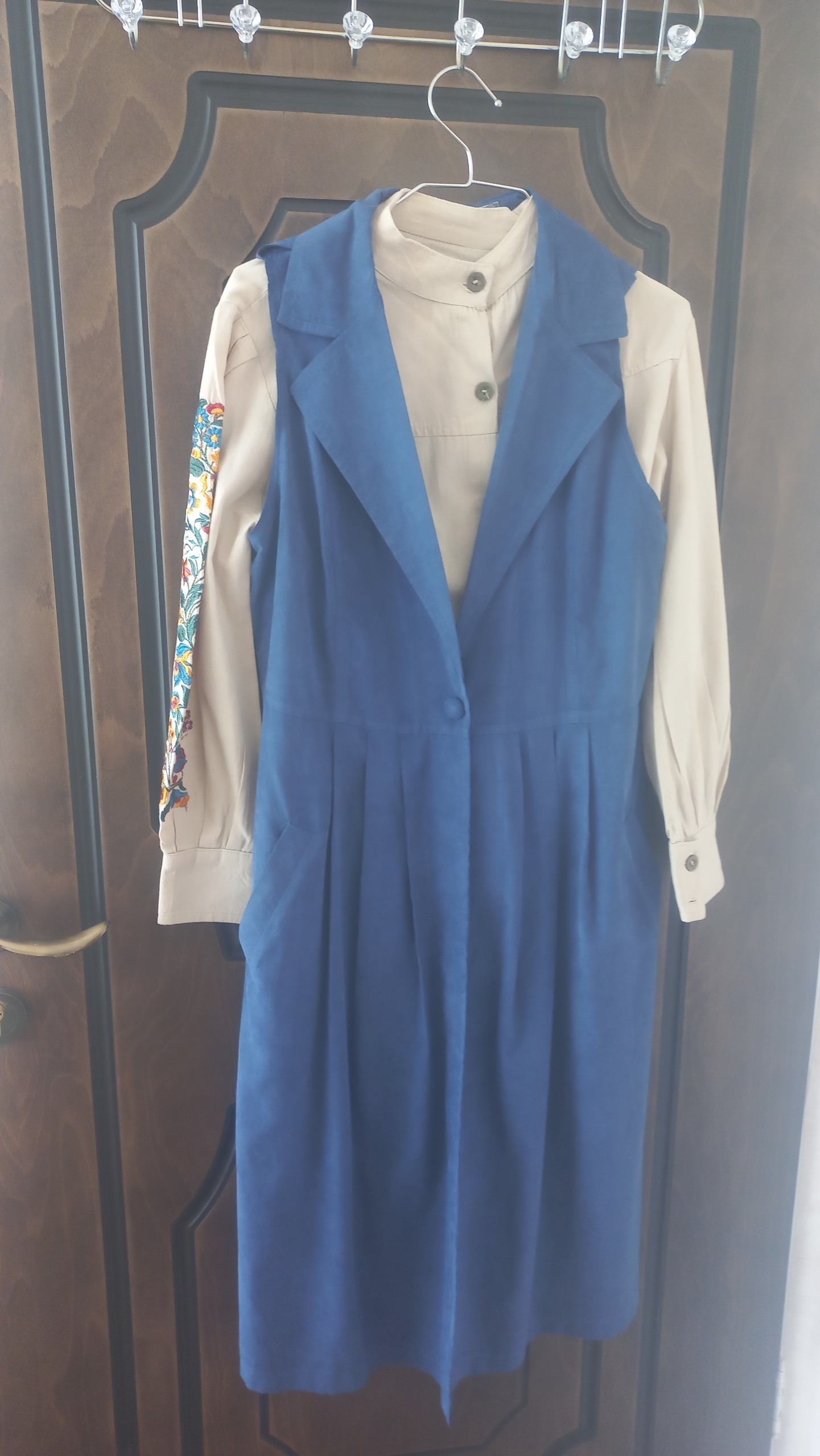 بلوز سارافون زنانه تترون گل دوزی شده سایز L قد 80