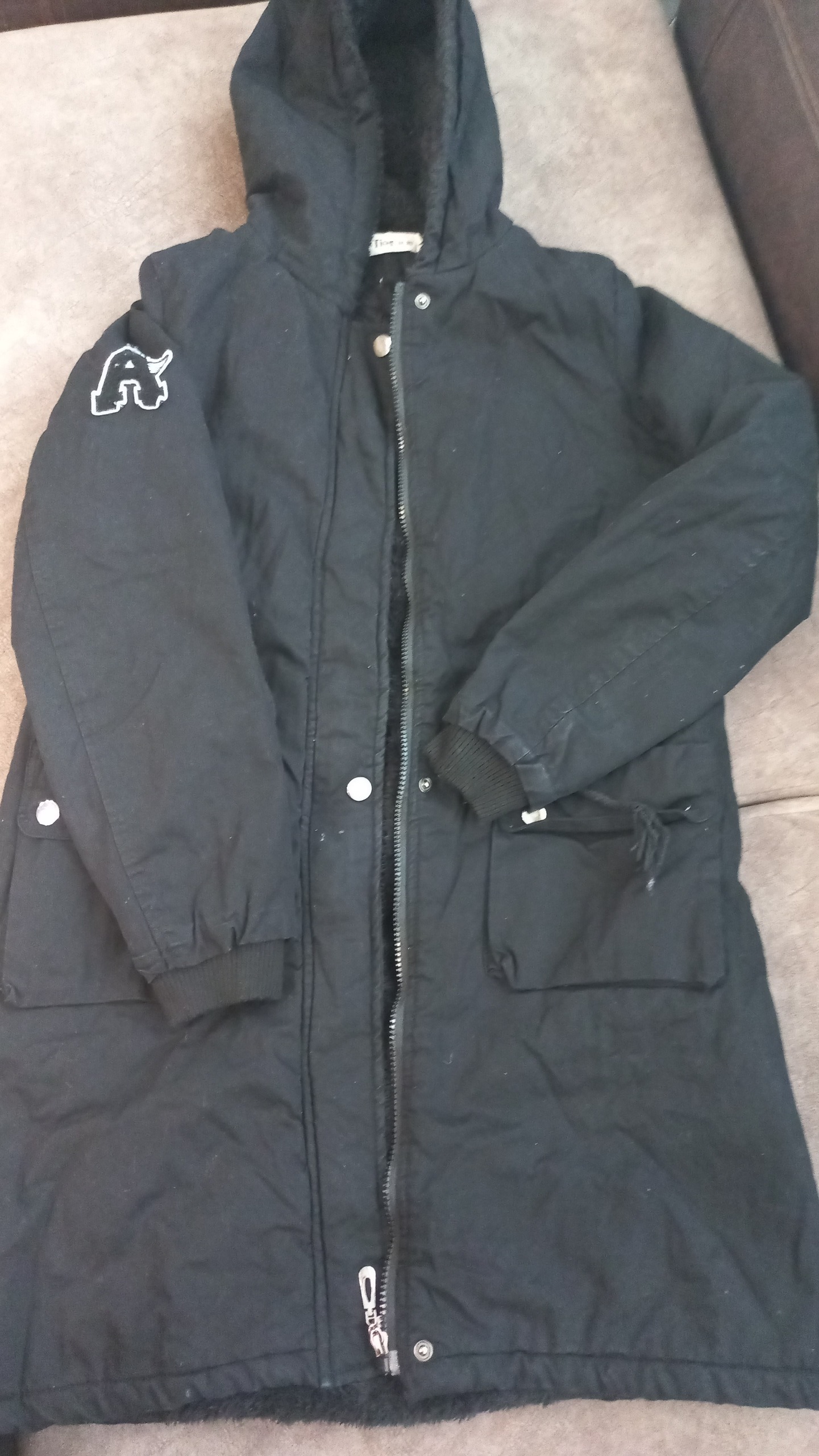 کاپشن داخل پشم کتان مشکی کلاه دار