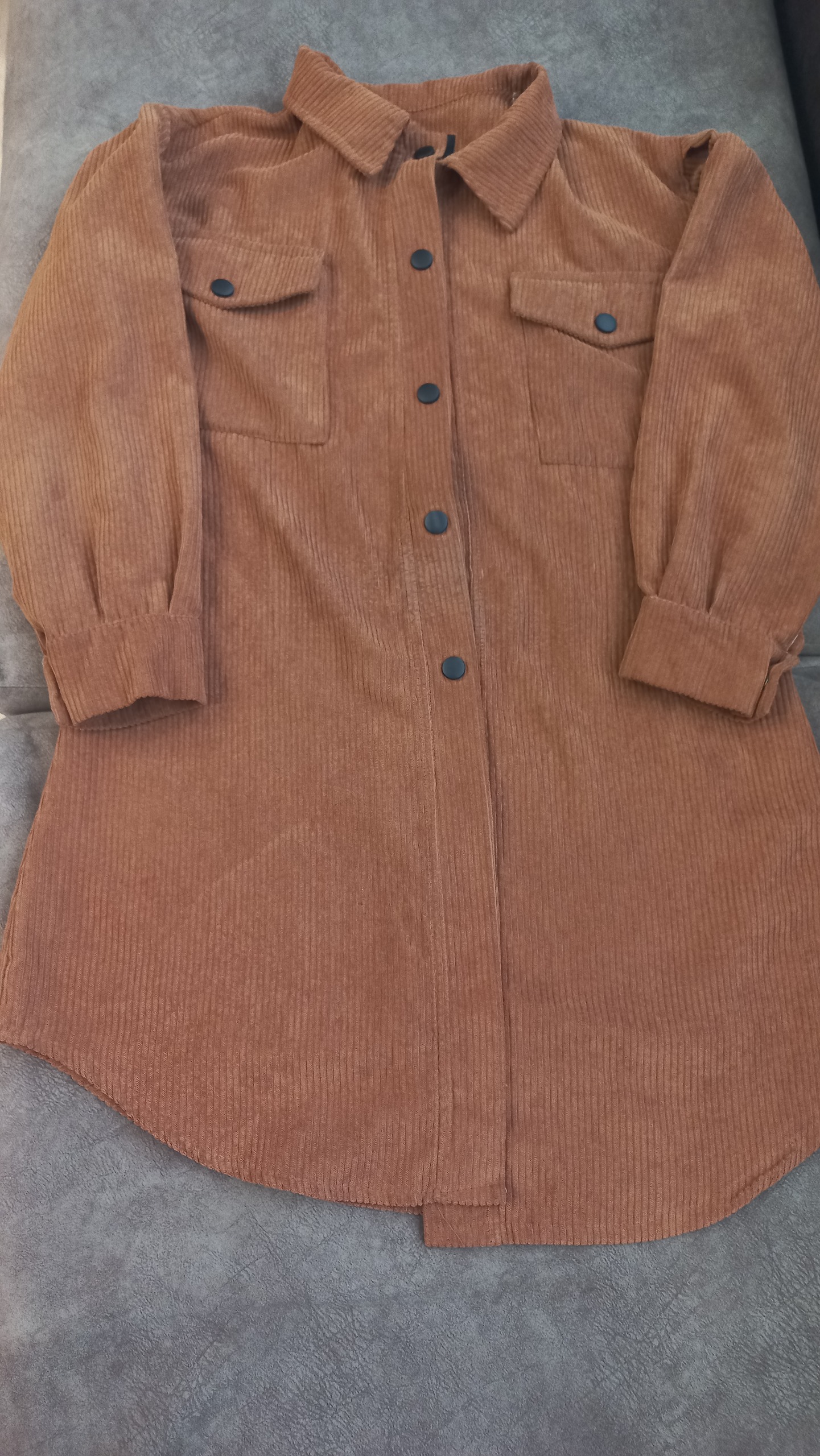 مانتو کبریتی مخمل قد80 خردلی رنگ