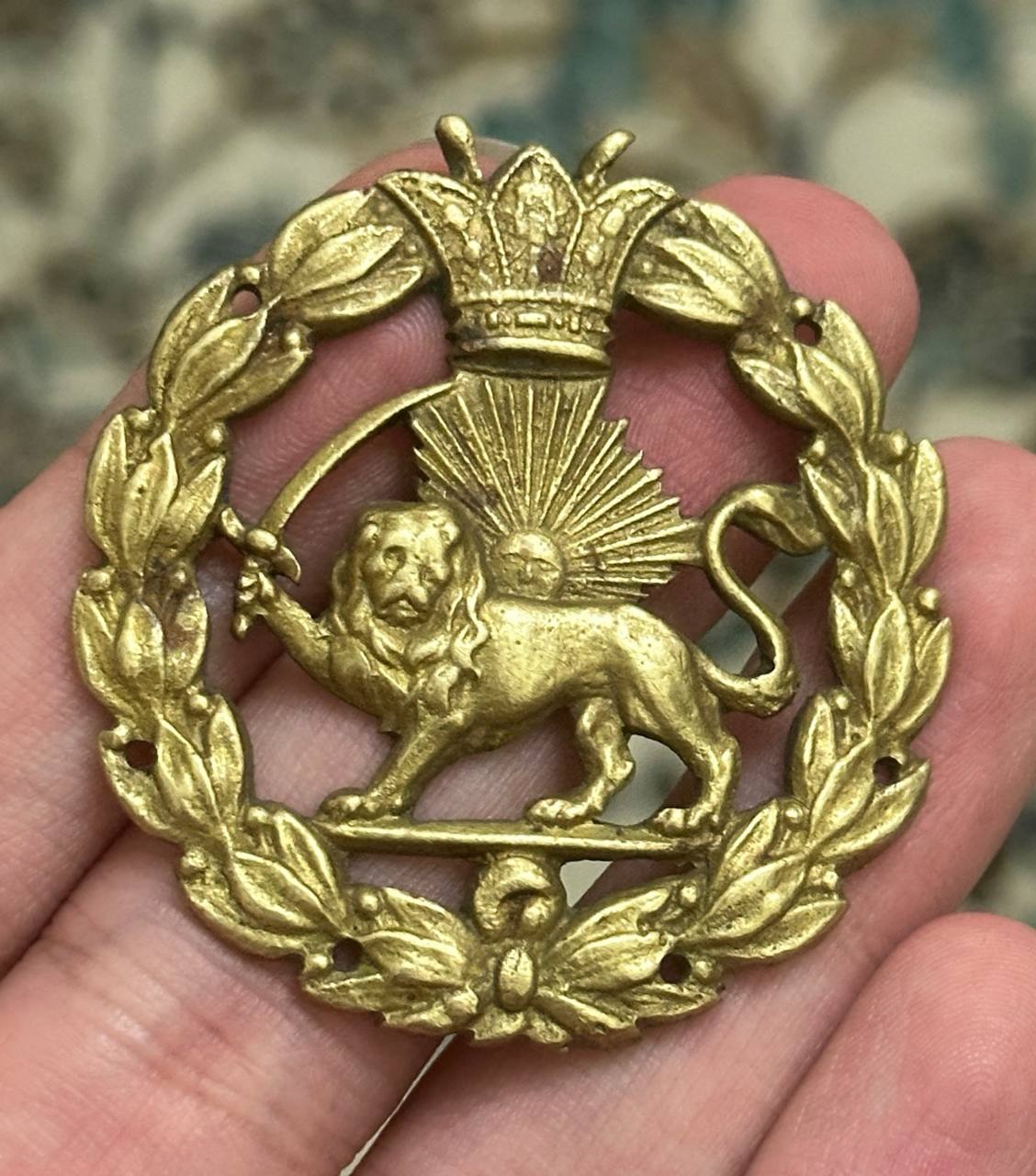 شیرو خورشید قاجاری
