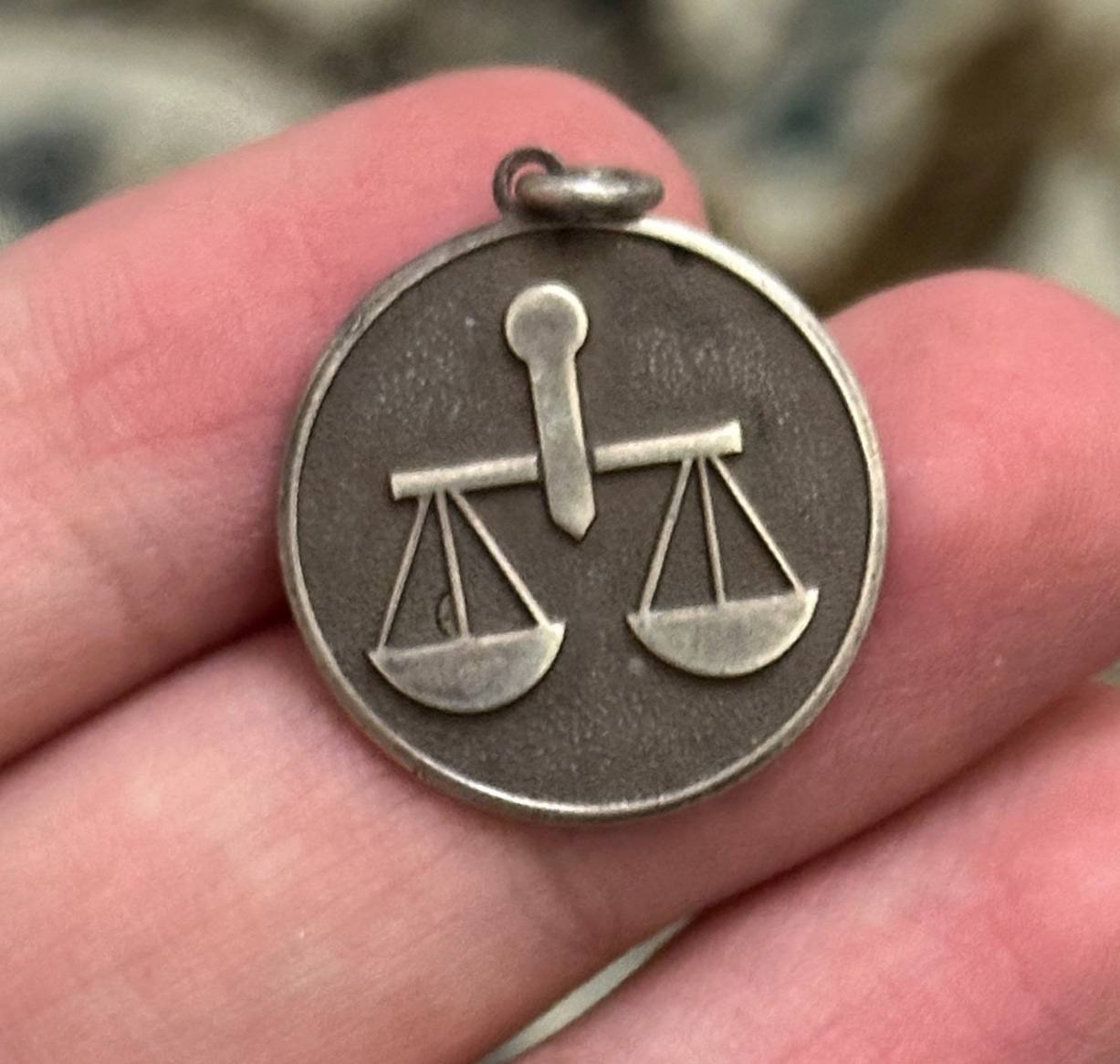 مدال نقره دادگستری