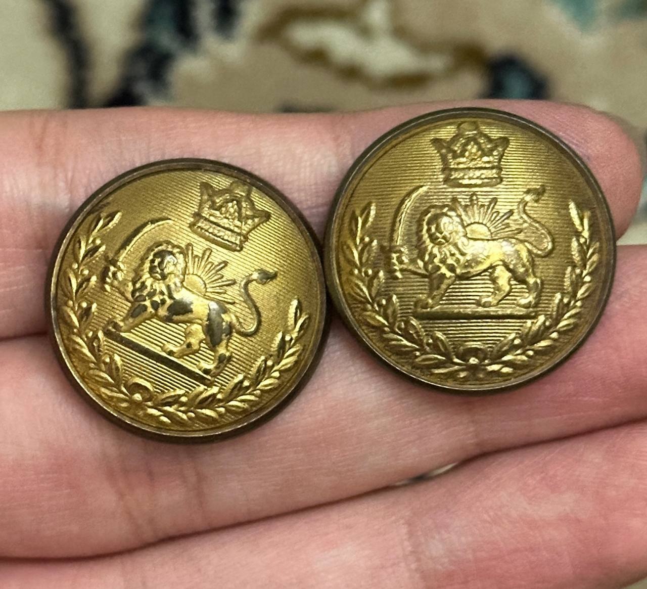 دکمه شیروخورشید طرح کمیاب