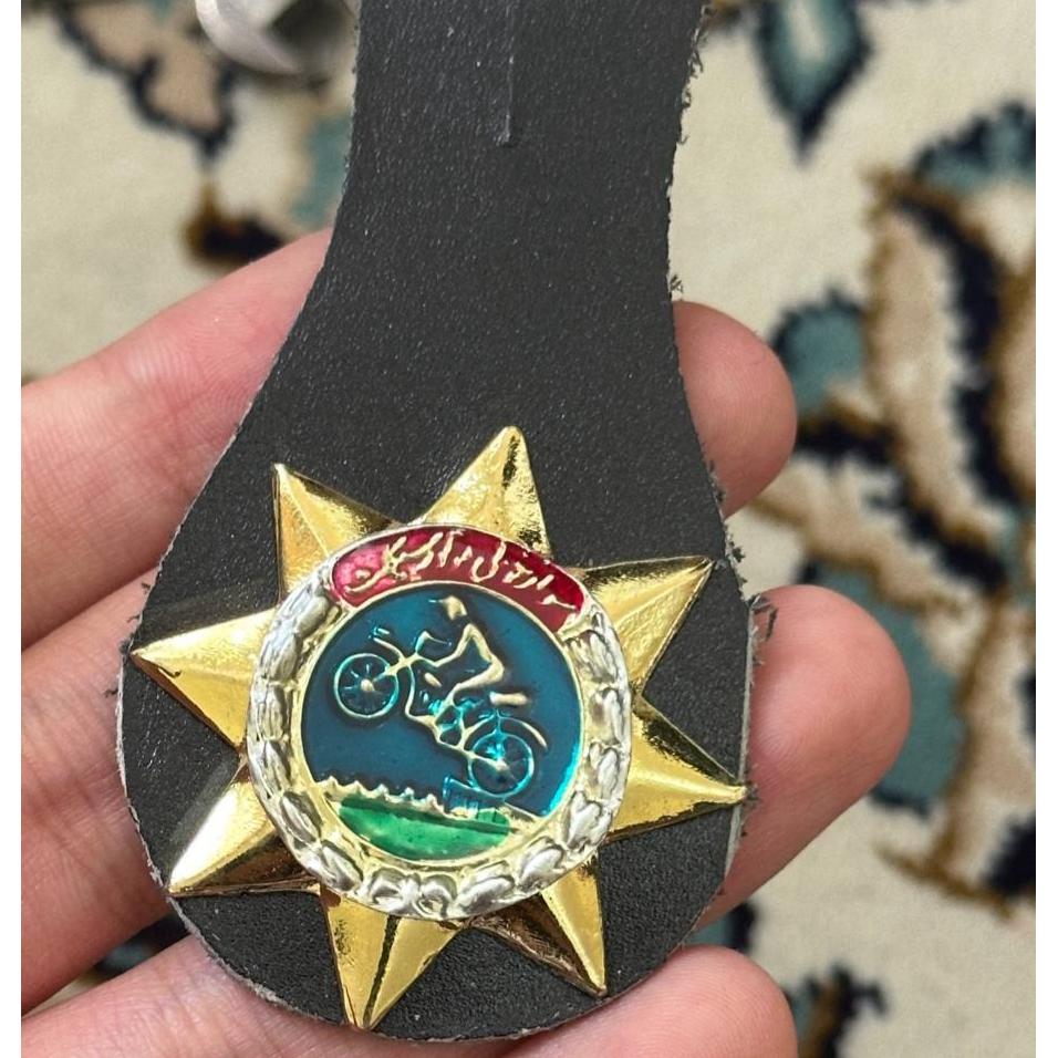 موتور سواری آویز چرمی