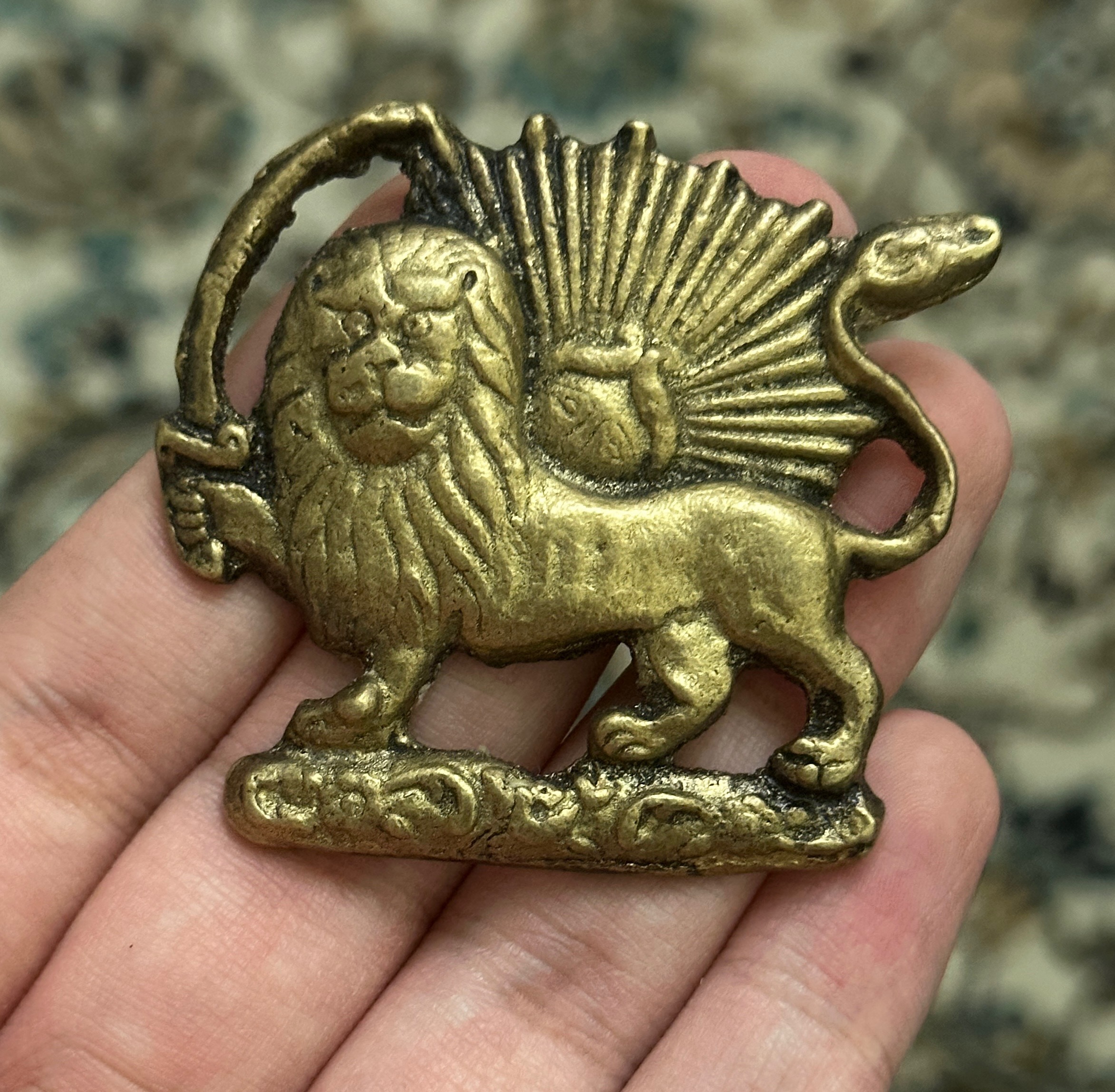 شیرو خورشید قاجاری