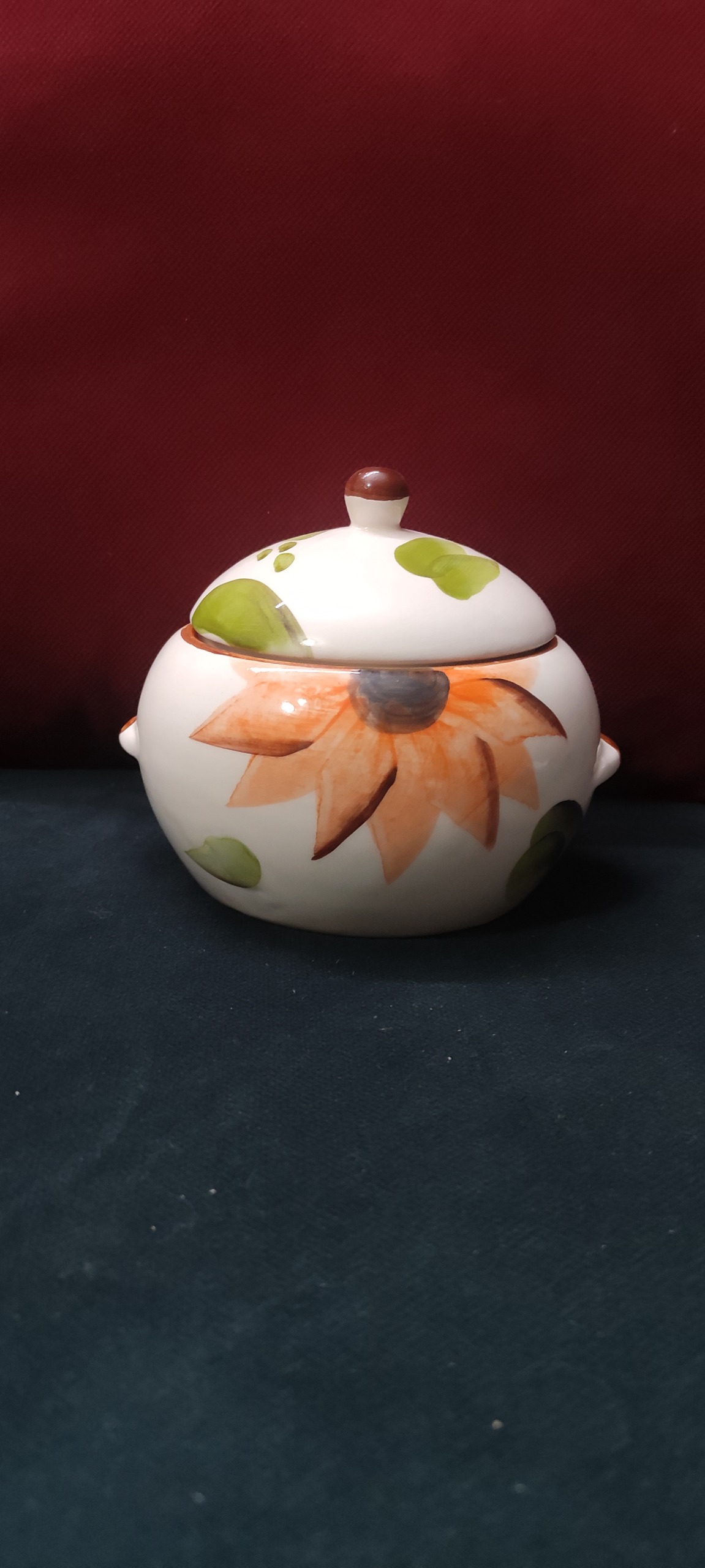 شکلات خوری آنتیک و کلکسیونی