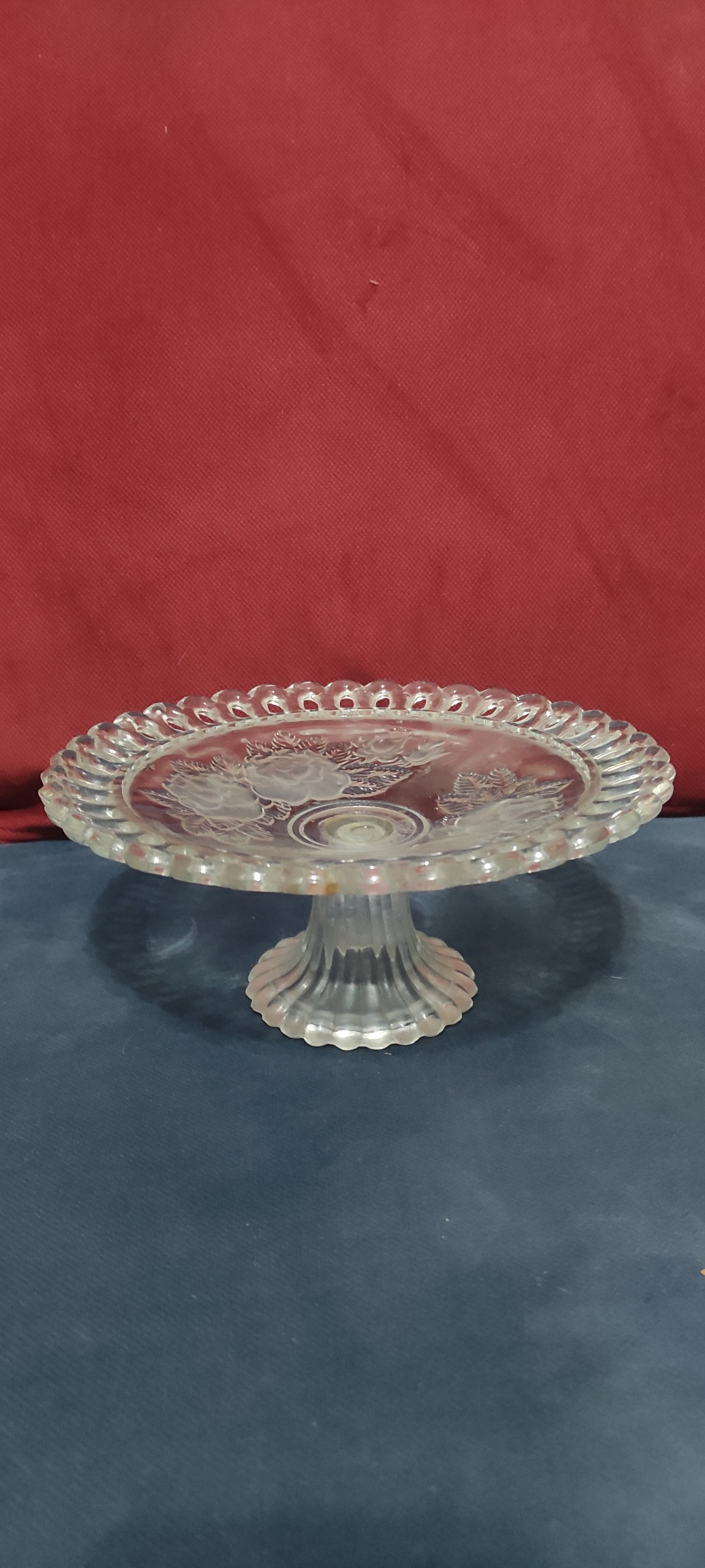 شیرینی خوری انگلیسی بسیار زیبا