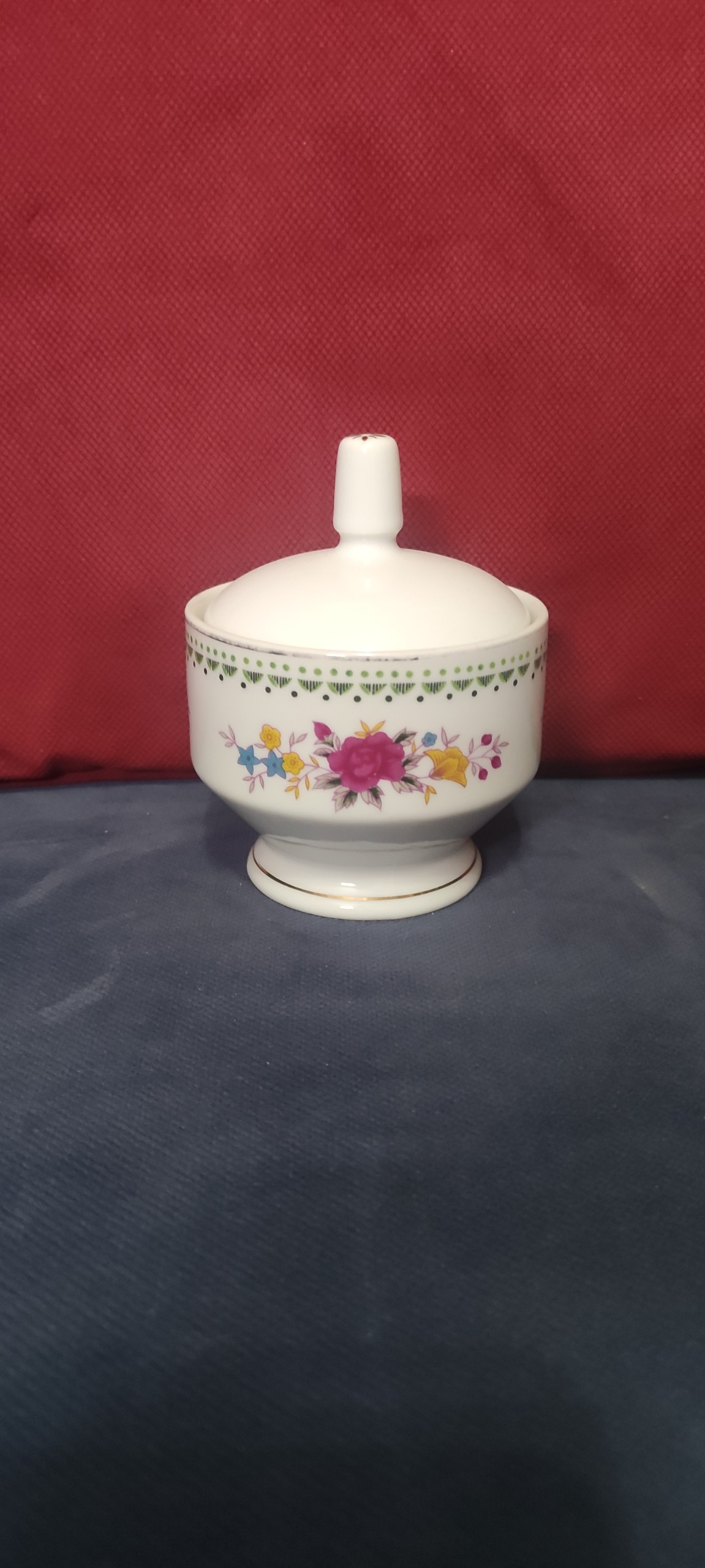 قندان قدیمی چینی مسعود آنتیک و کلکسیونی کمیاب