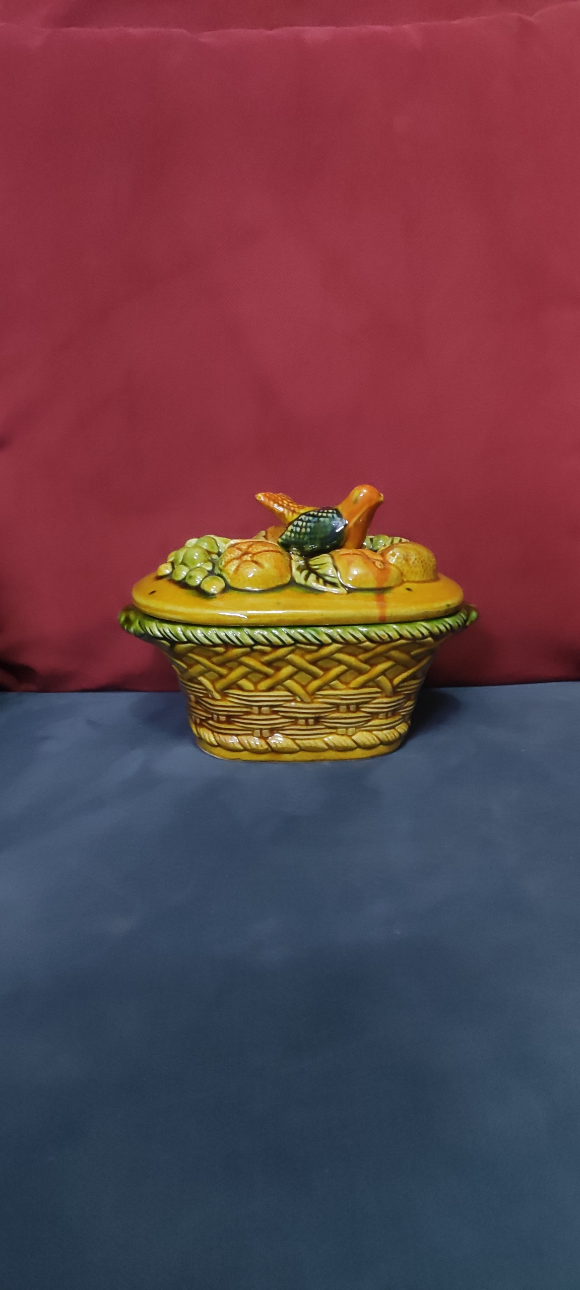 شکلات خوری سرامیکی قدیمی و کلکسیونی و آنتیک