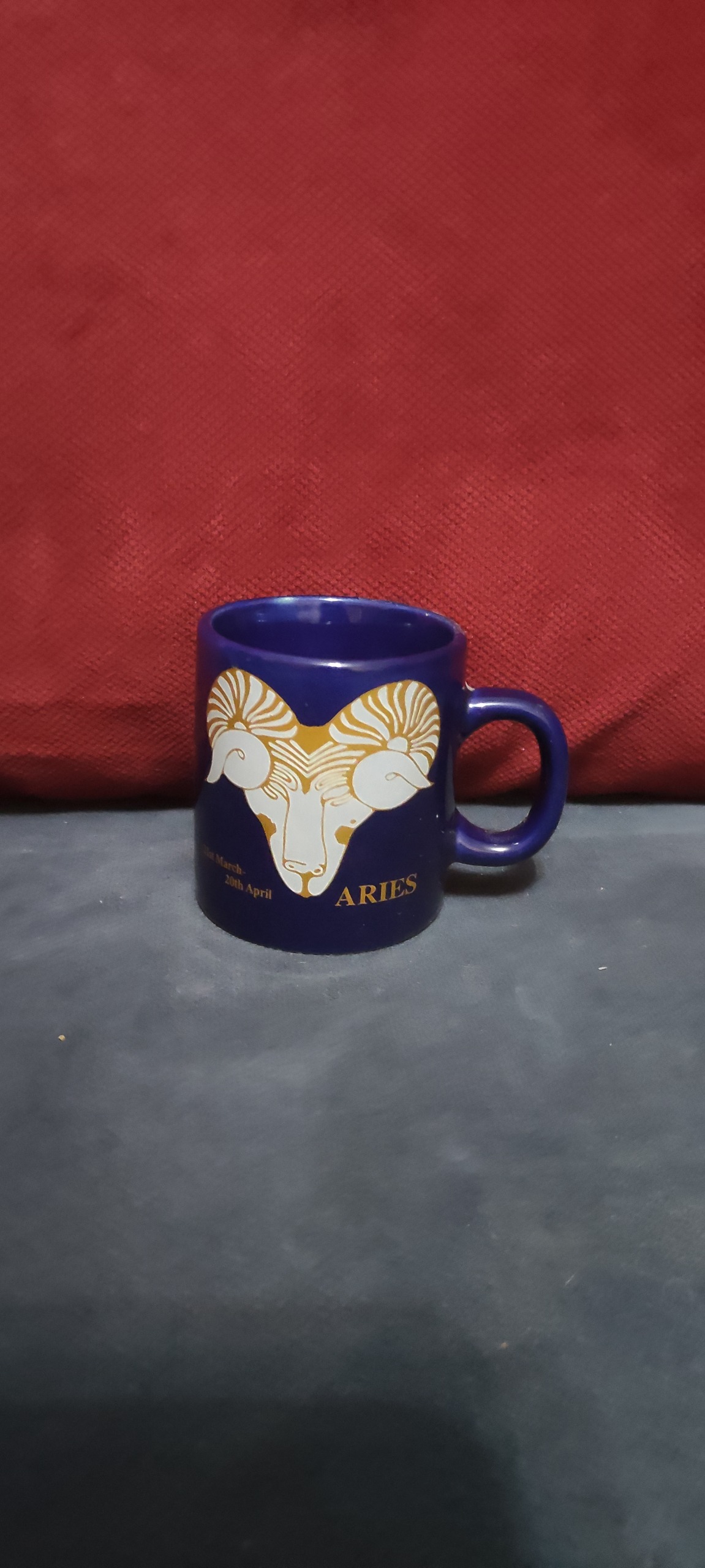 فنجان زیبا و کمیاب ماه تولد فروردین ماه