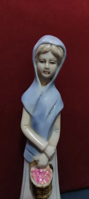 مجسمه چینی کلکسیونی و آنتیک
