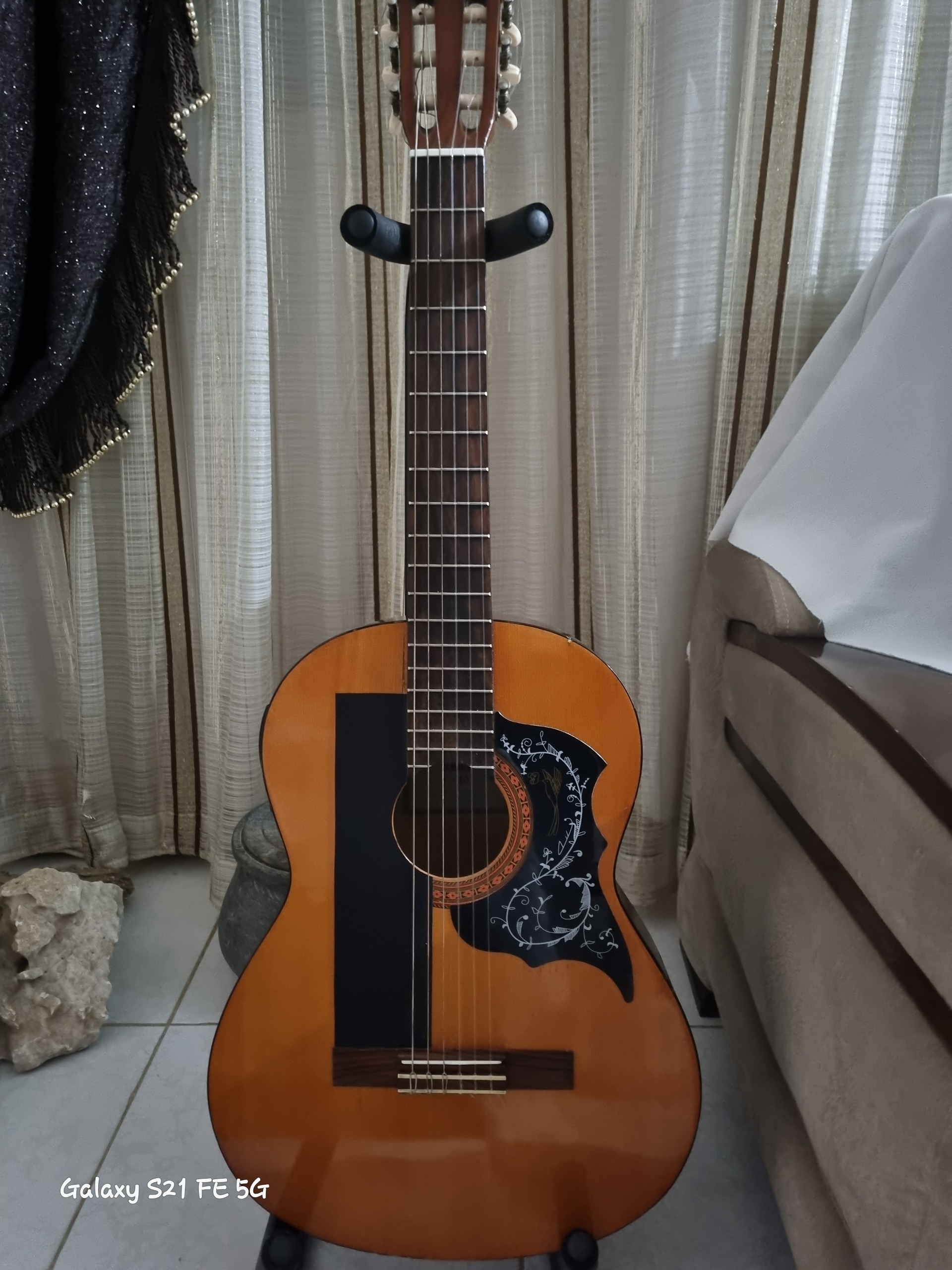 گیتار یاماها c40 پیکاپدار