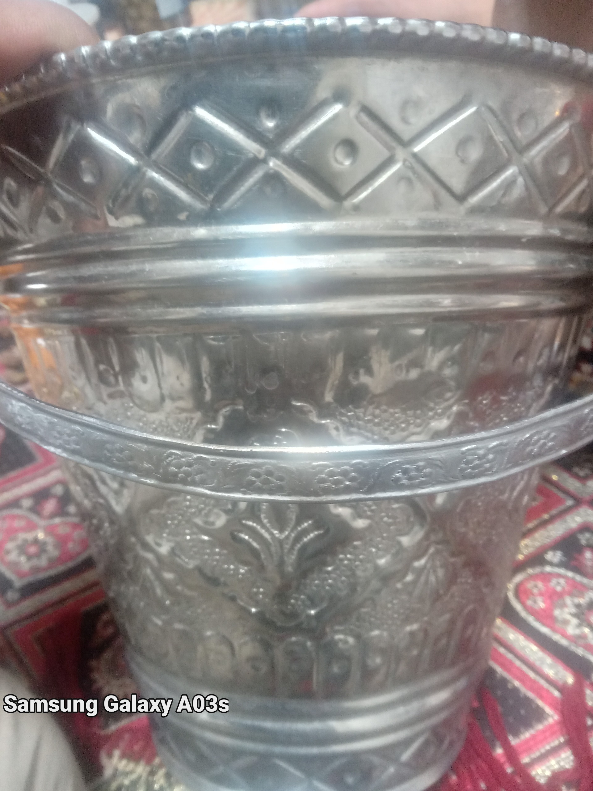 سطل زباله قدیمی