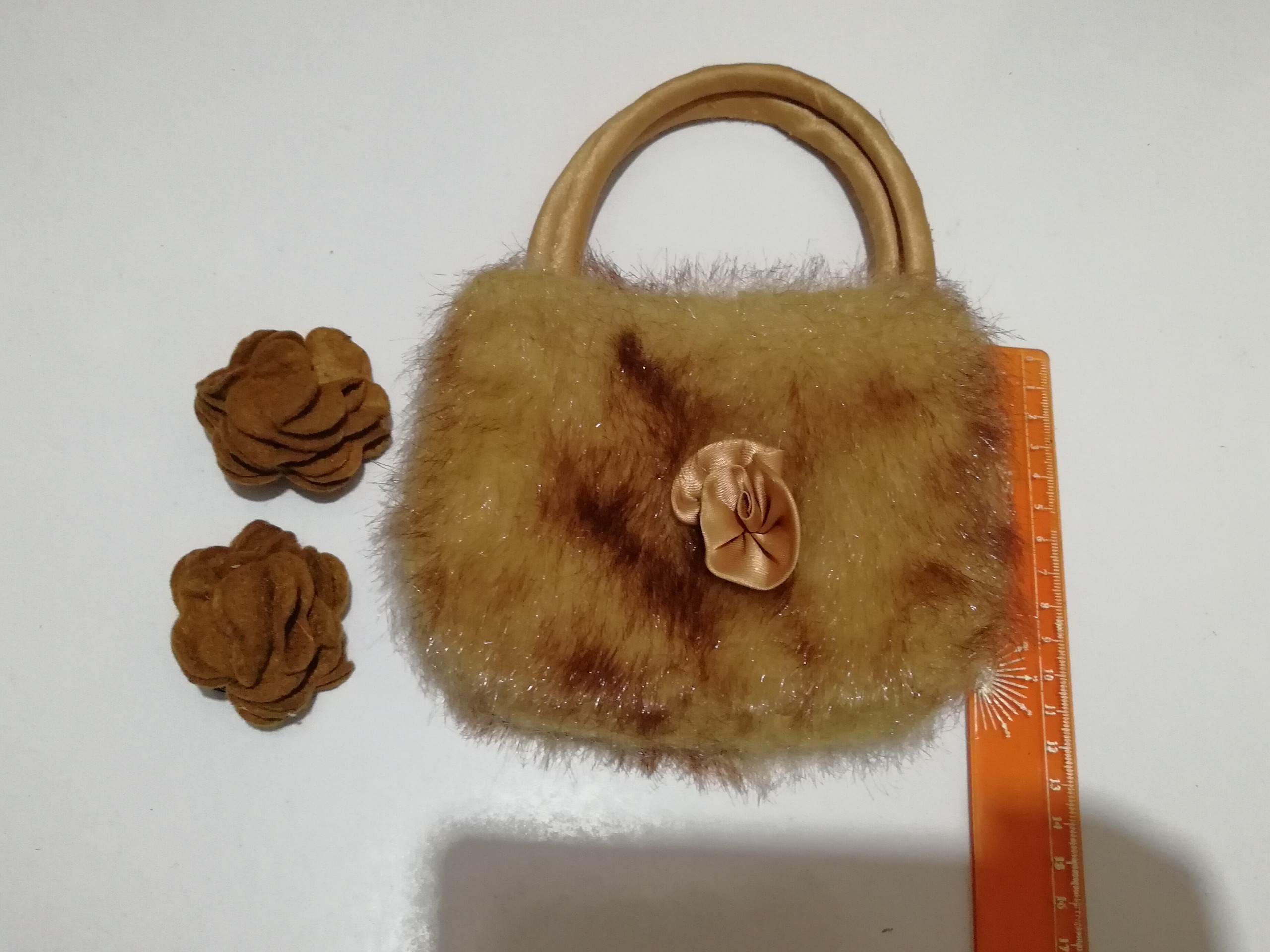 کیف کودک و دوعدد گل سر (نوستالژی)