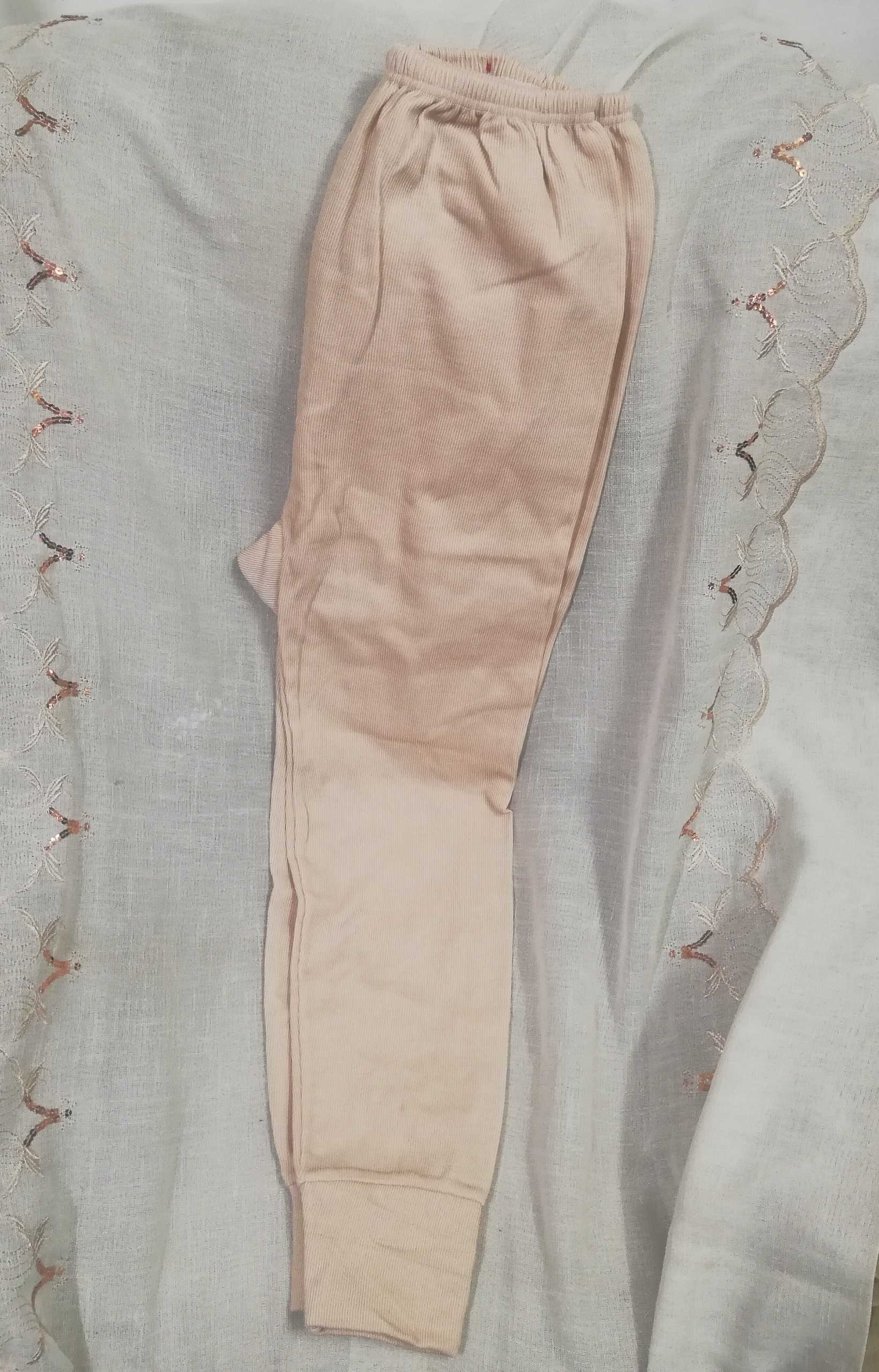 شلوار پشمی تو کرکی