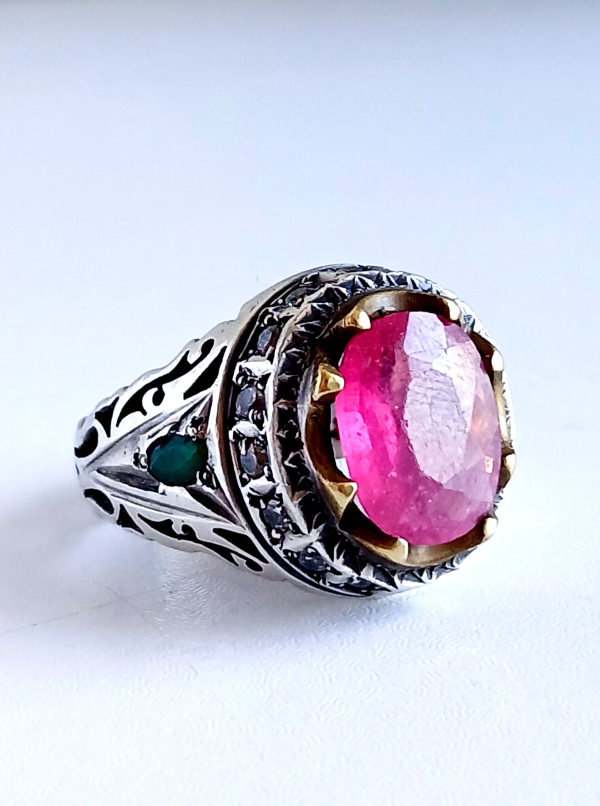 انگشتر نقره دست ساز یاقوت سرخ آفریقایی