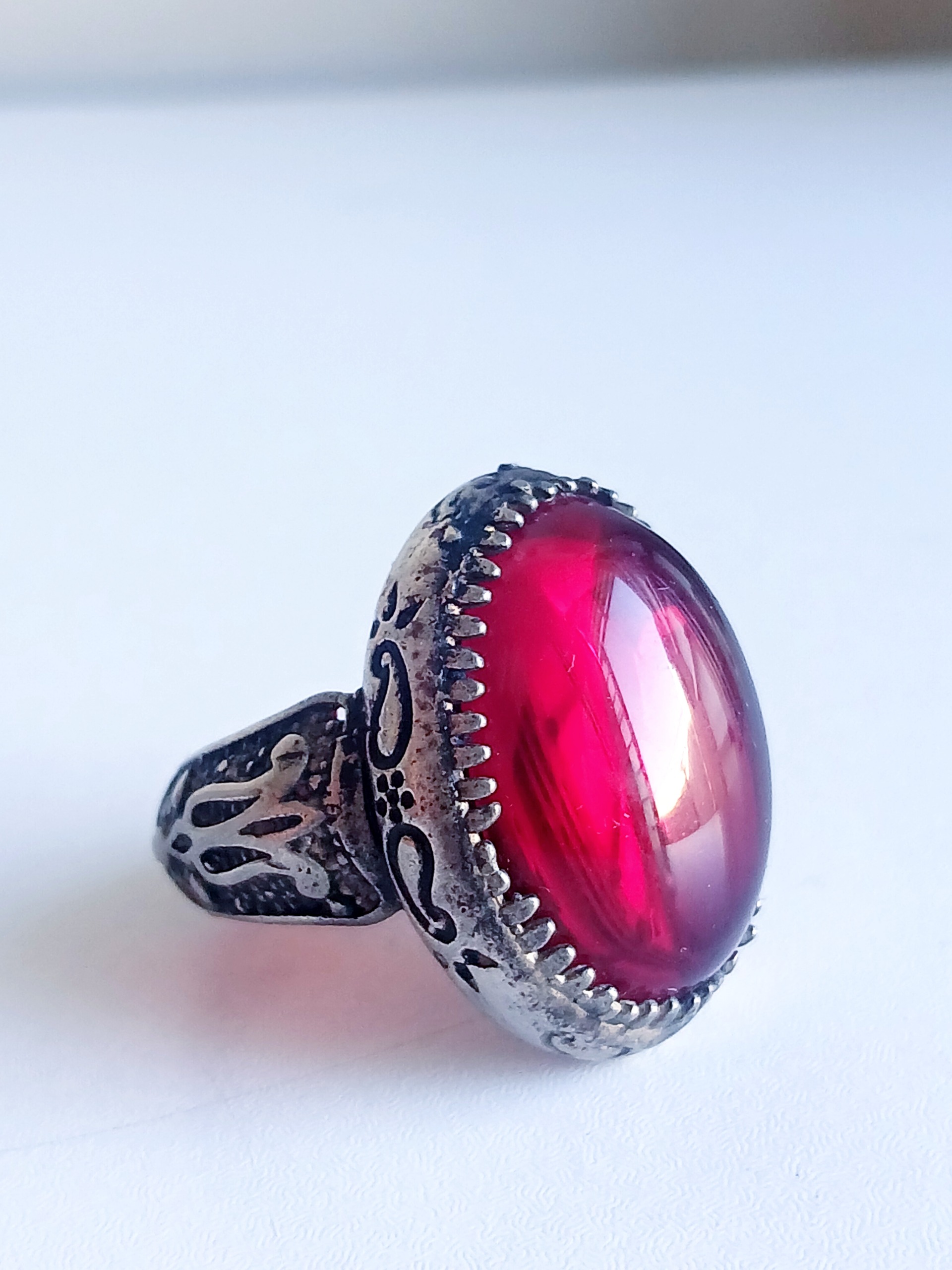 انگشتر لعل سرخ بسیار زیبا کیفیت عالی