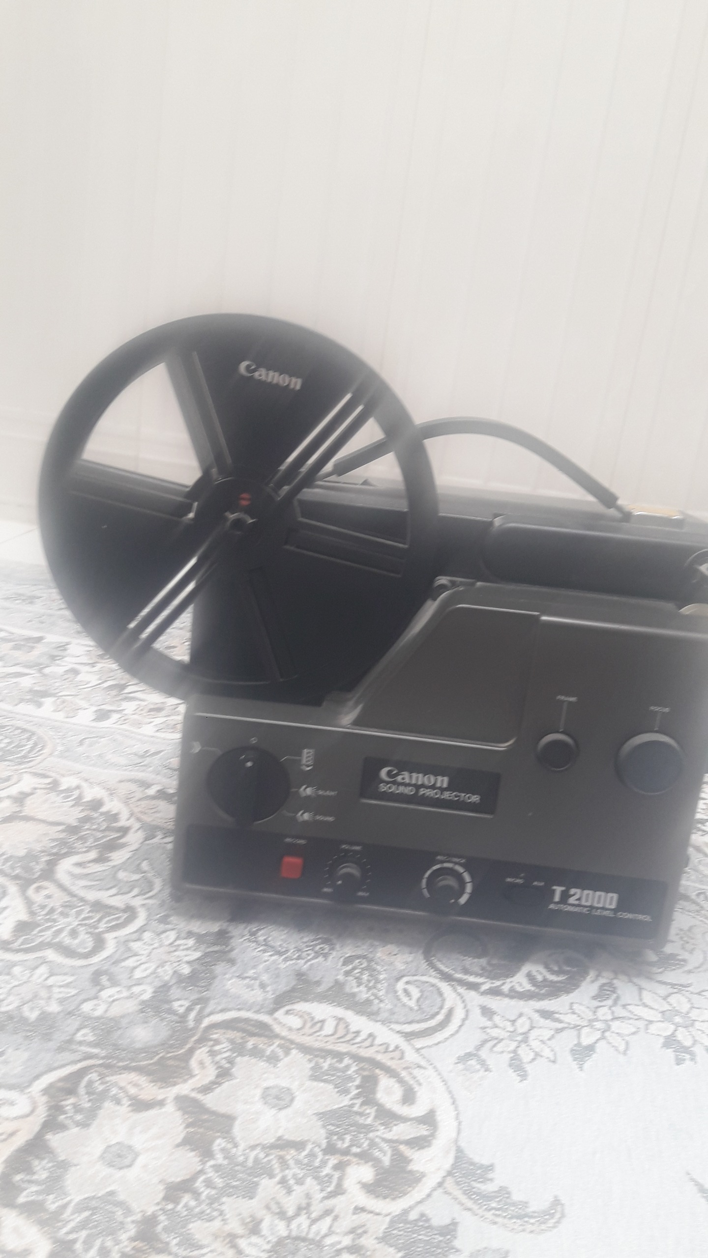  پروژکتور قدیمی canon