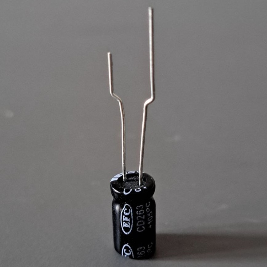 خازن 25_GBB471_M1X_CA 470µf,10V(پک20تایی)
