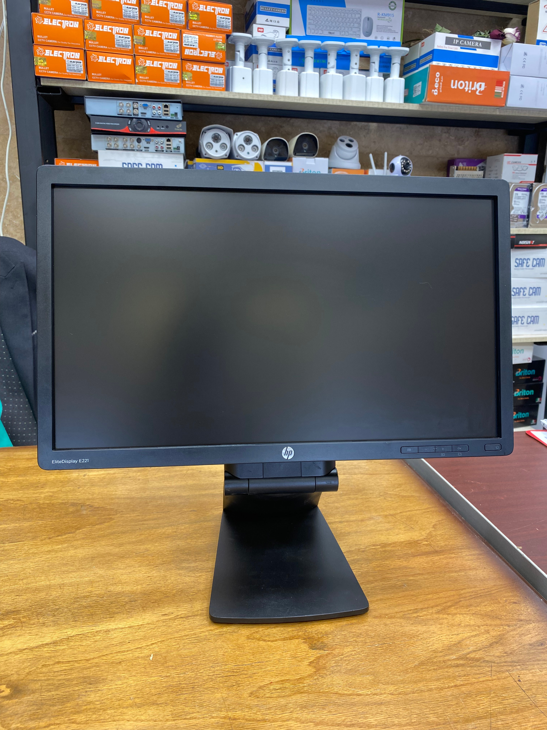 مانیتور 22 اینچ برند hp مدل E221I