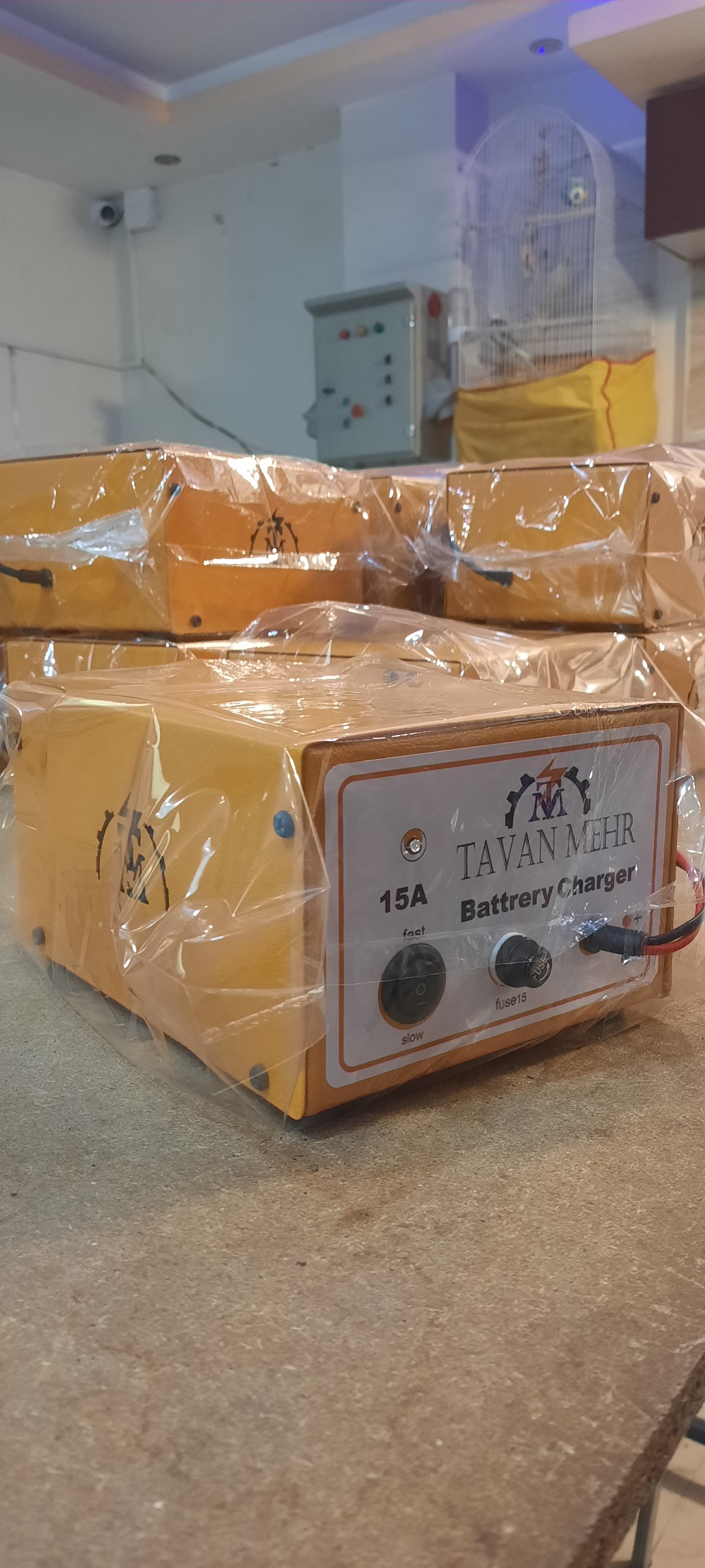 شارژر باتری خودرو