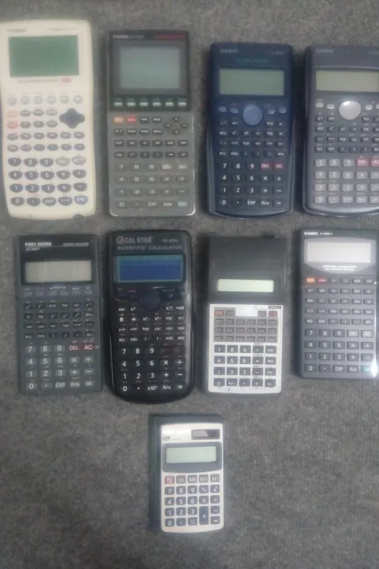 10 عدد ماشین حساب با هم