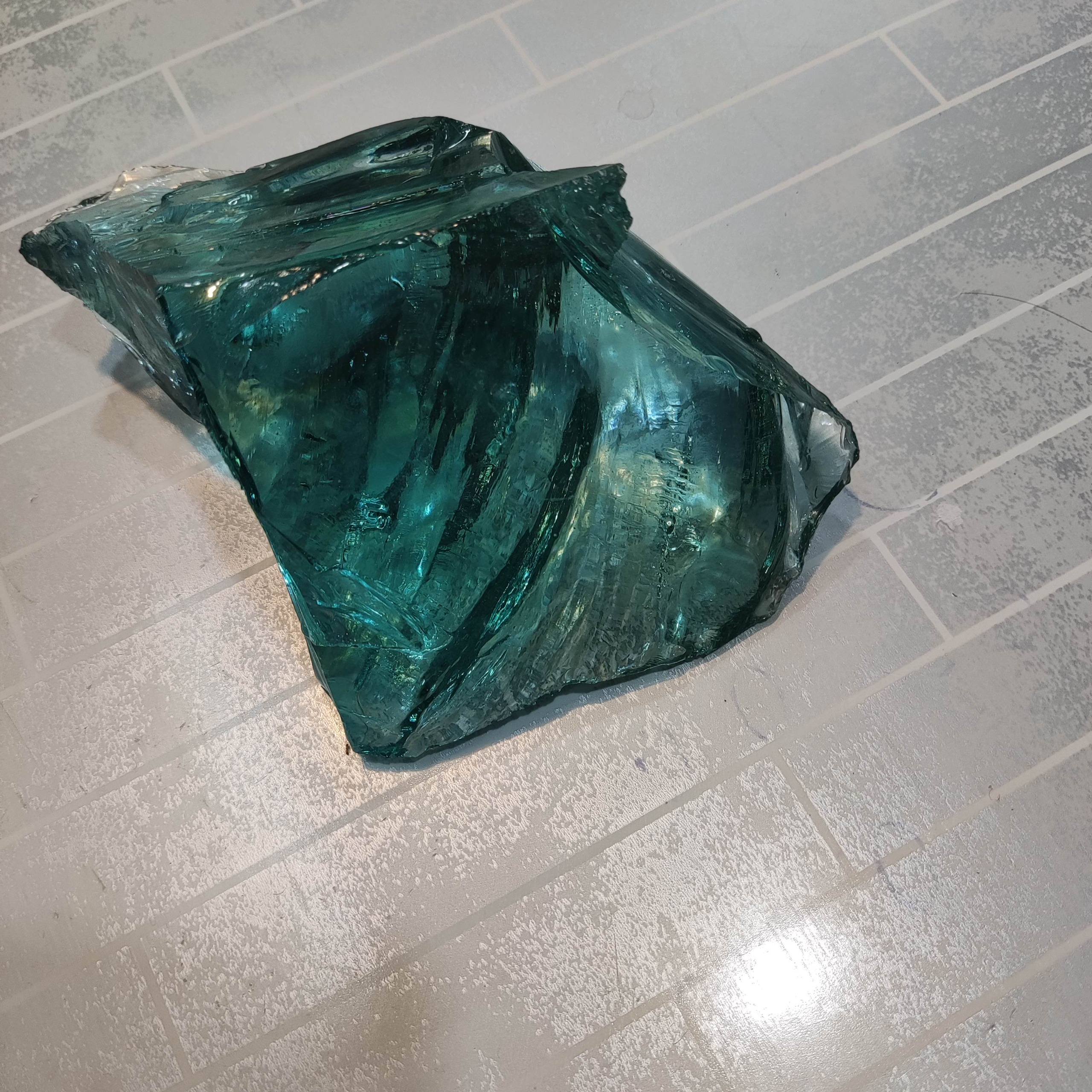 سنگ طبیعی آبسیدین آبی