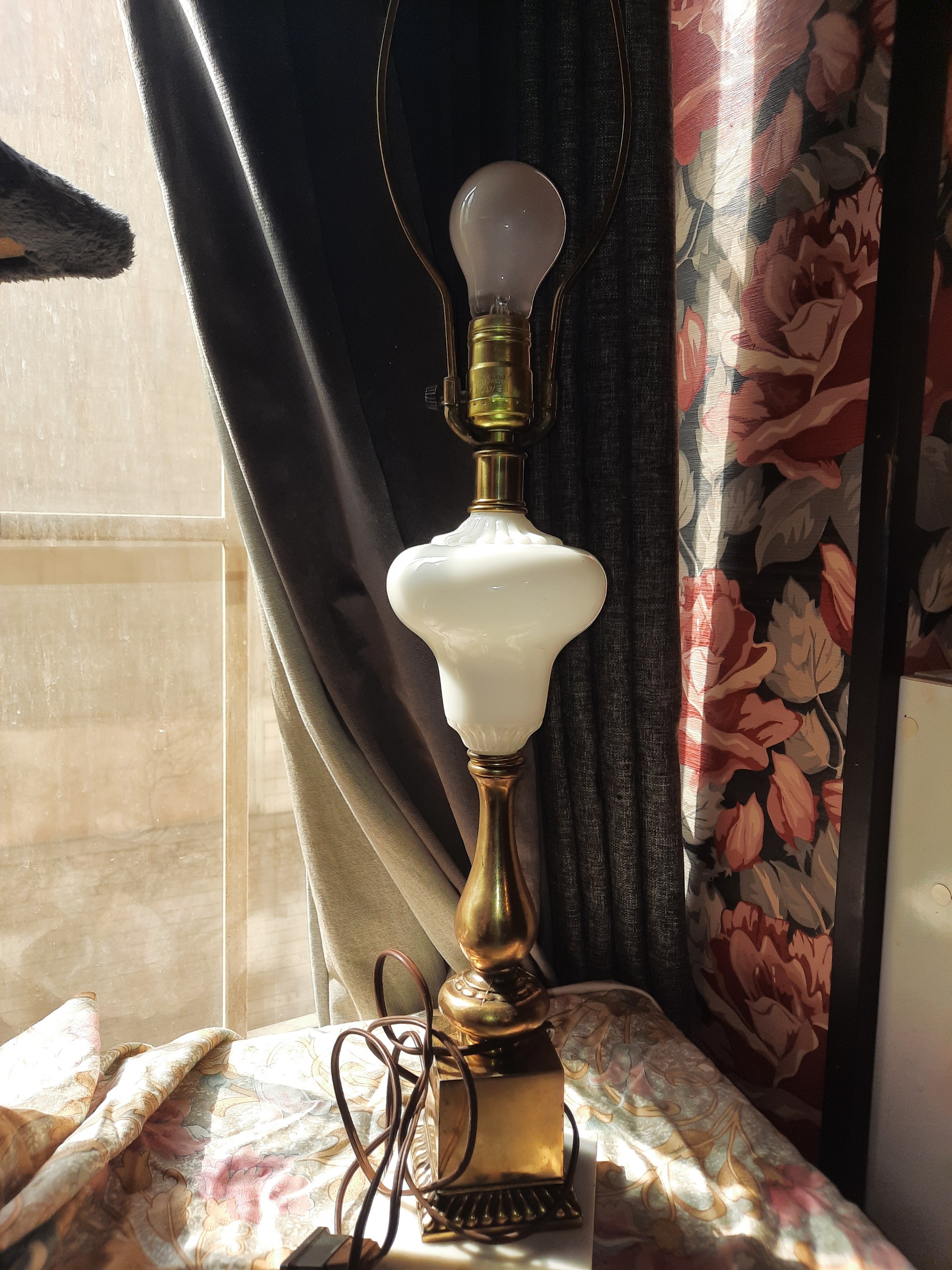 آباژور عتیقه برنز و مرمر