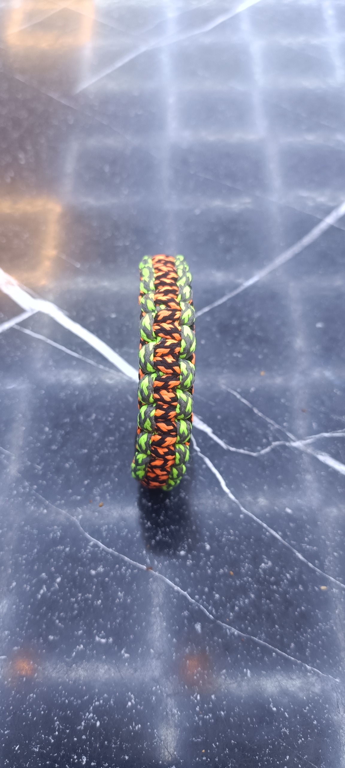 دستبند تاکتیکال (دستبند کوهنوردی)