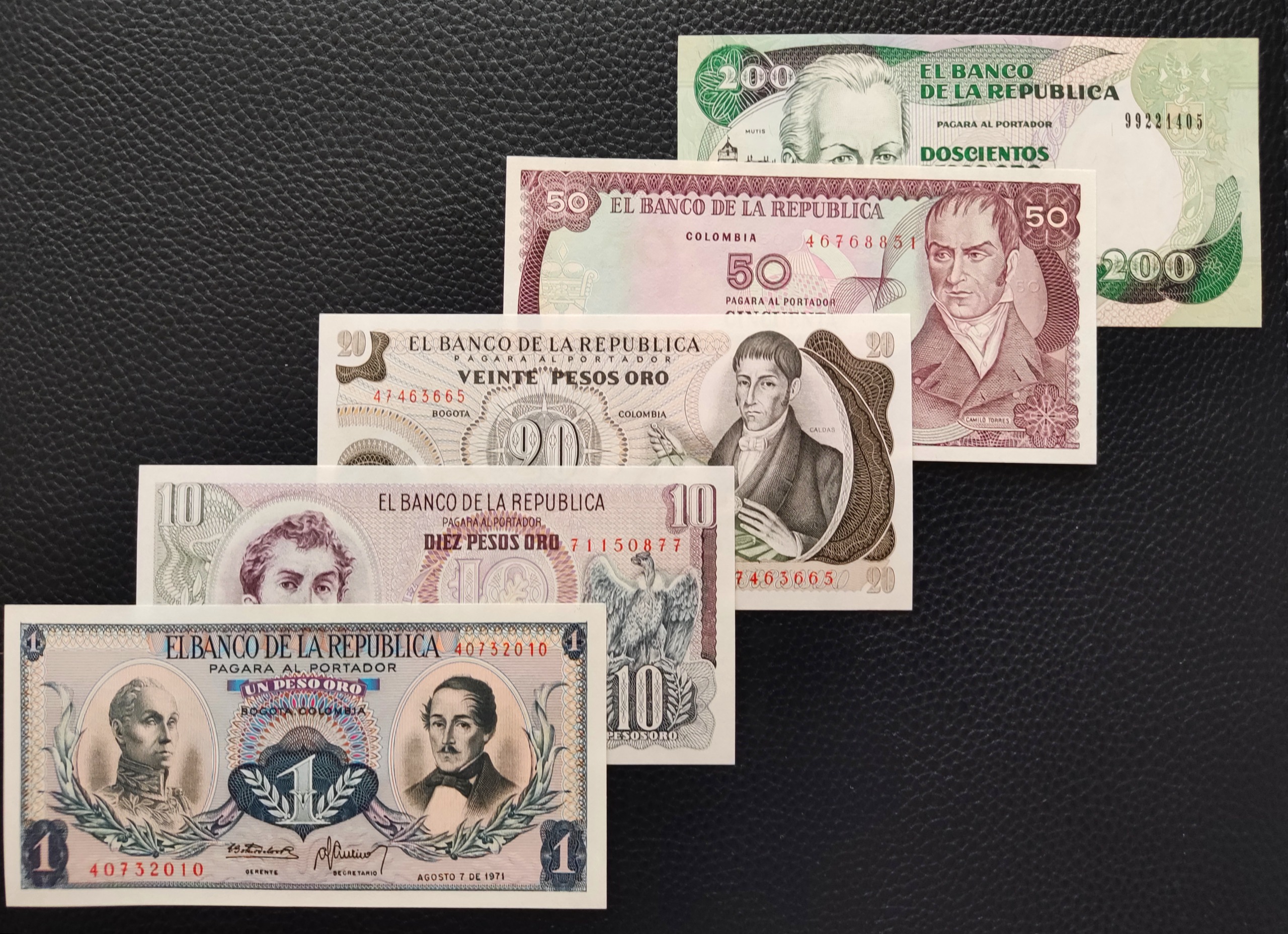 ست اسکناس خارجی کمیاب ( کلمبیا )