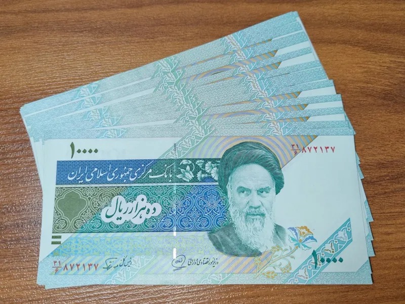 ده جفت هزار تومانی دماوند، محمدخان نوربخش