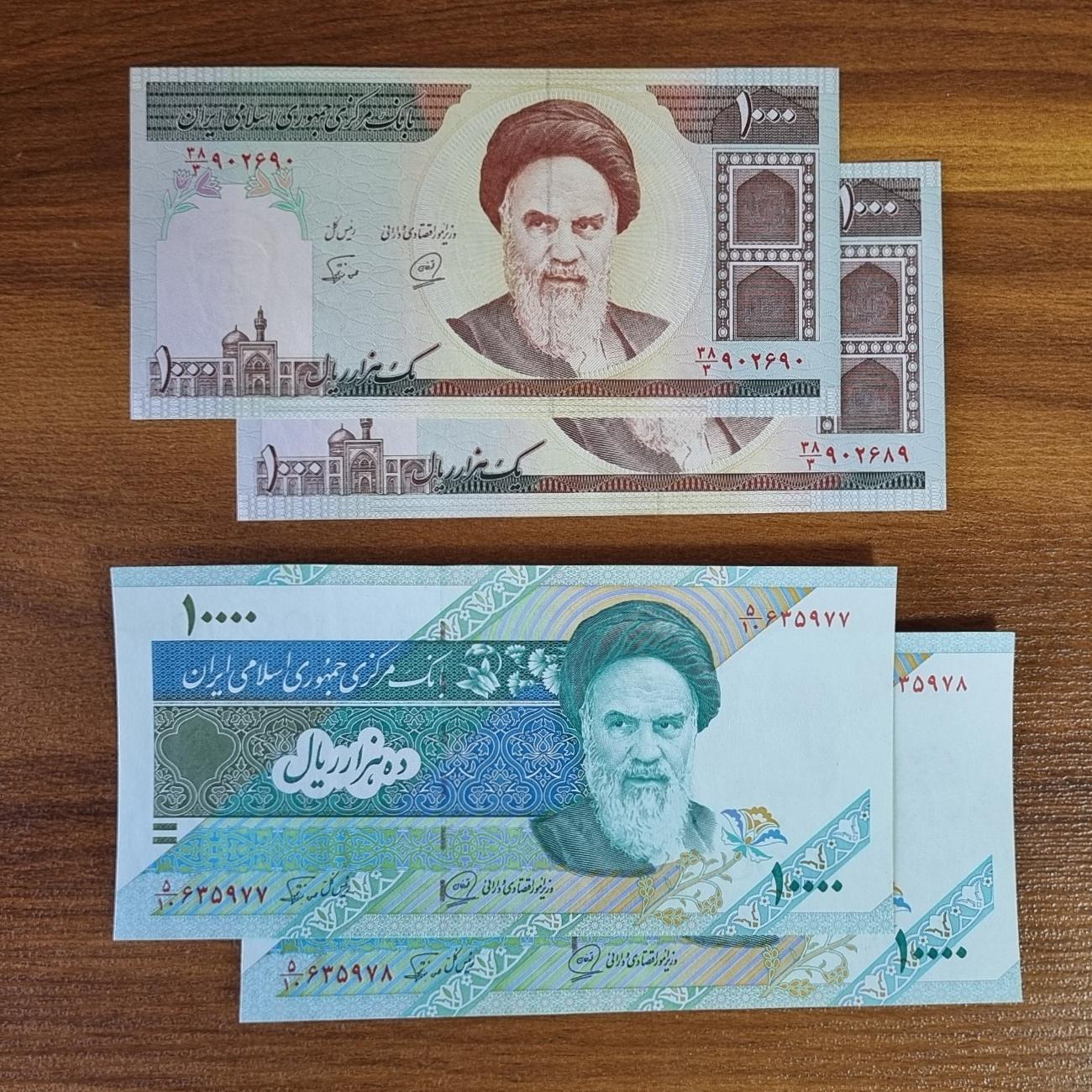 دو جفت اسکناس محمدخان و نوربخش