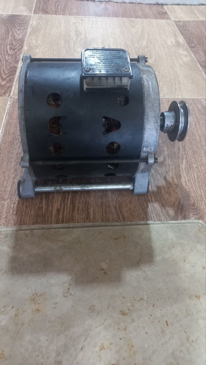 الکتروموتور تک فاز Zanussi