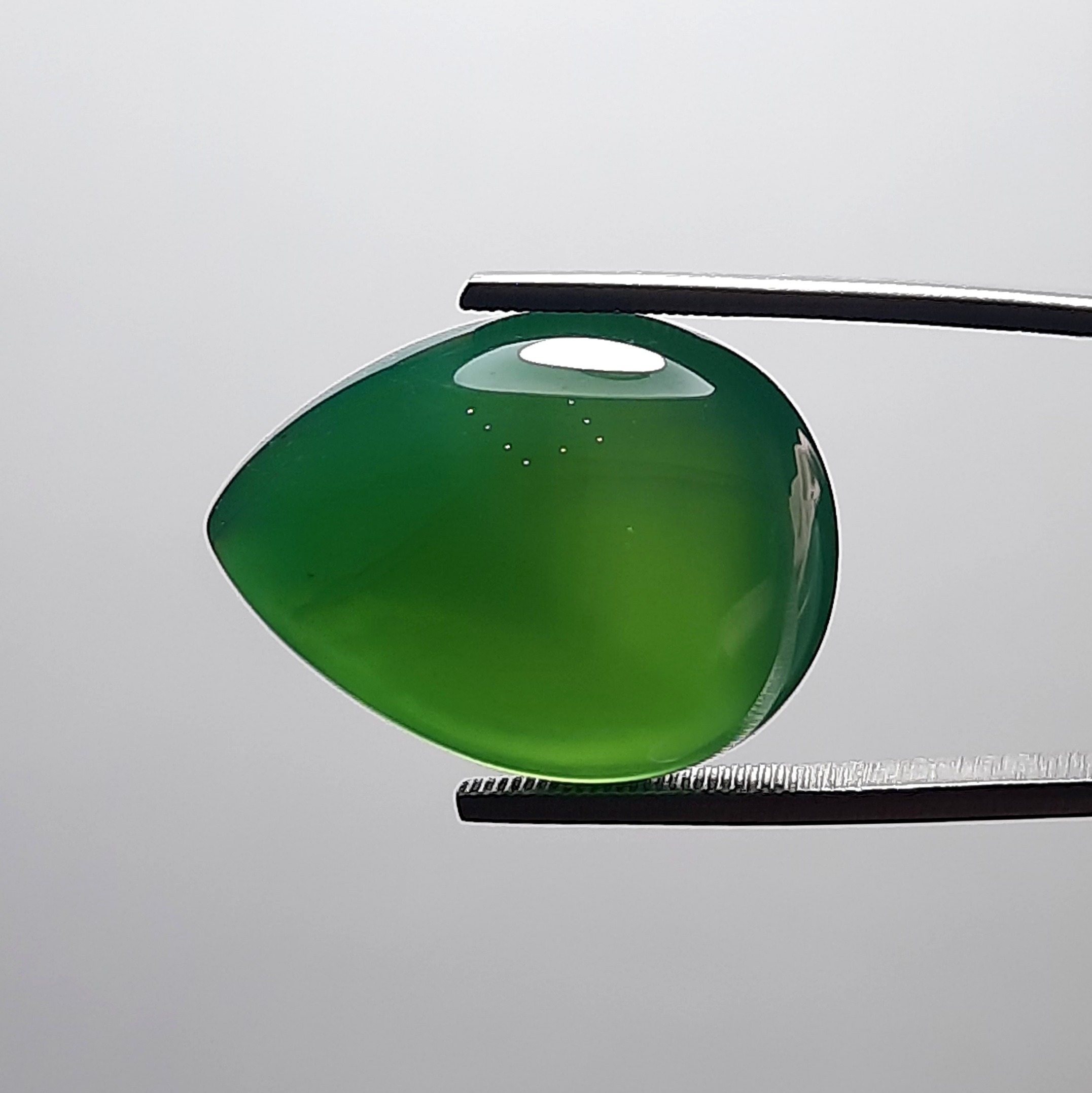 عقیق سبزخوشرنگ معدنی.کد55