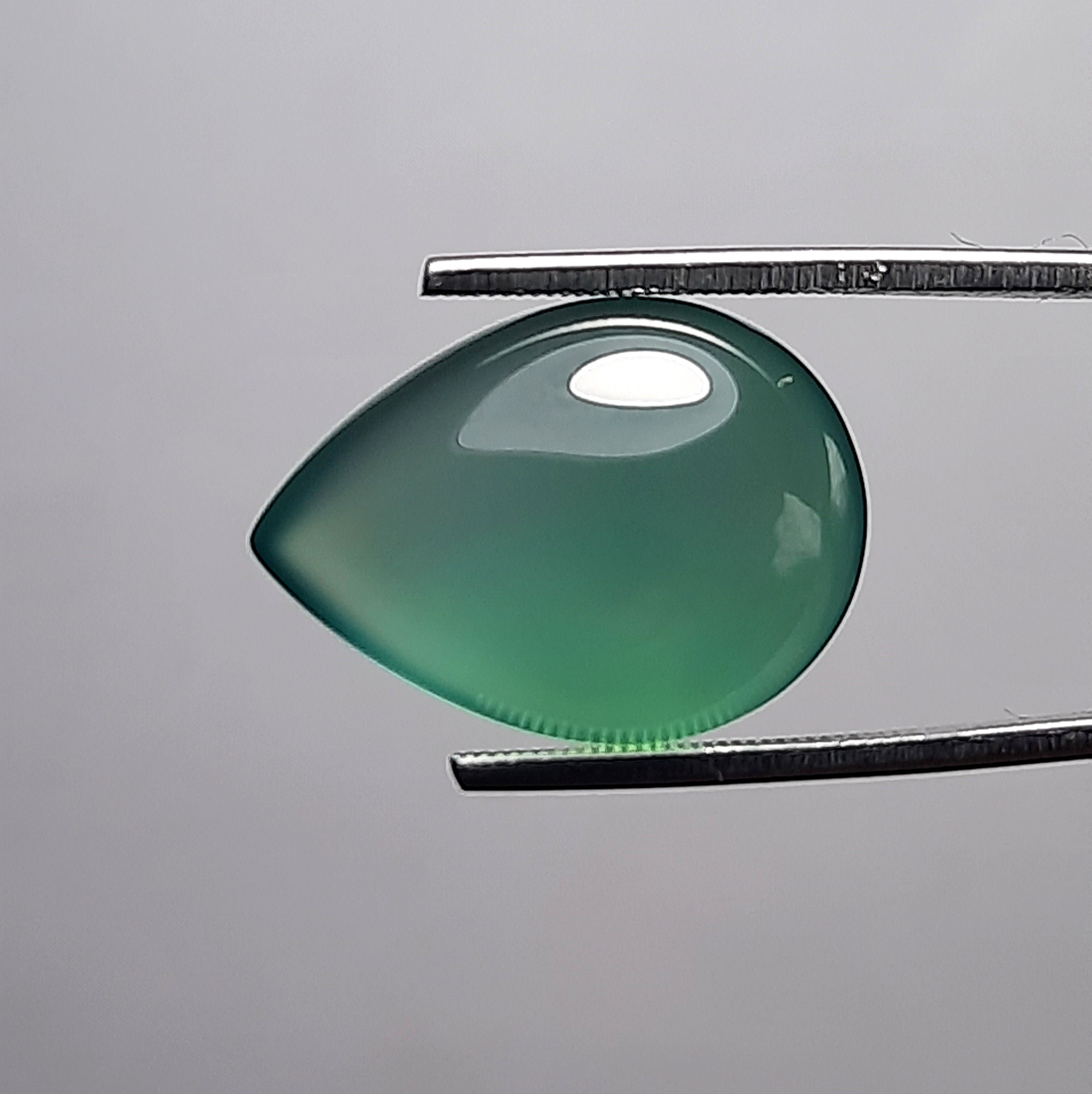 عقیق سبزکاهویی معدنی.کد46