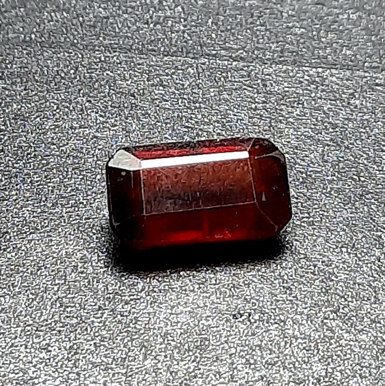 گارنت سرخ معدنی سریلانکا.کد32